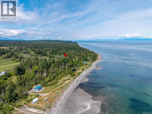 1415 BAIKIE ROAD, Denman Island 2