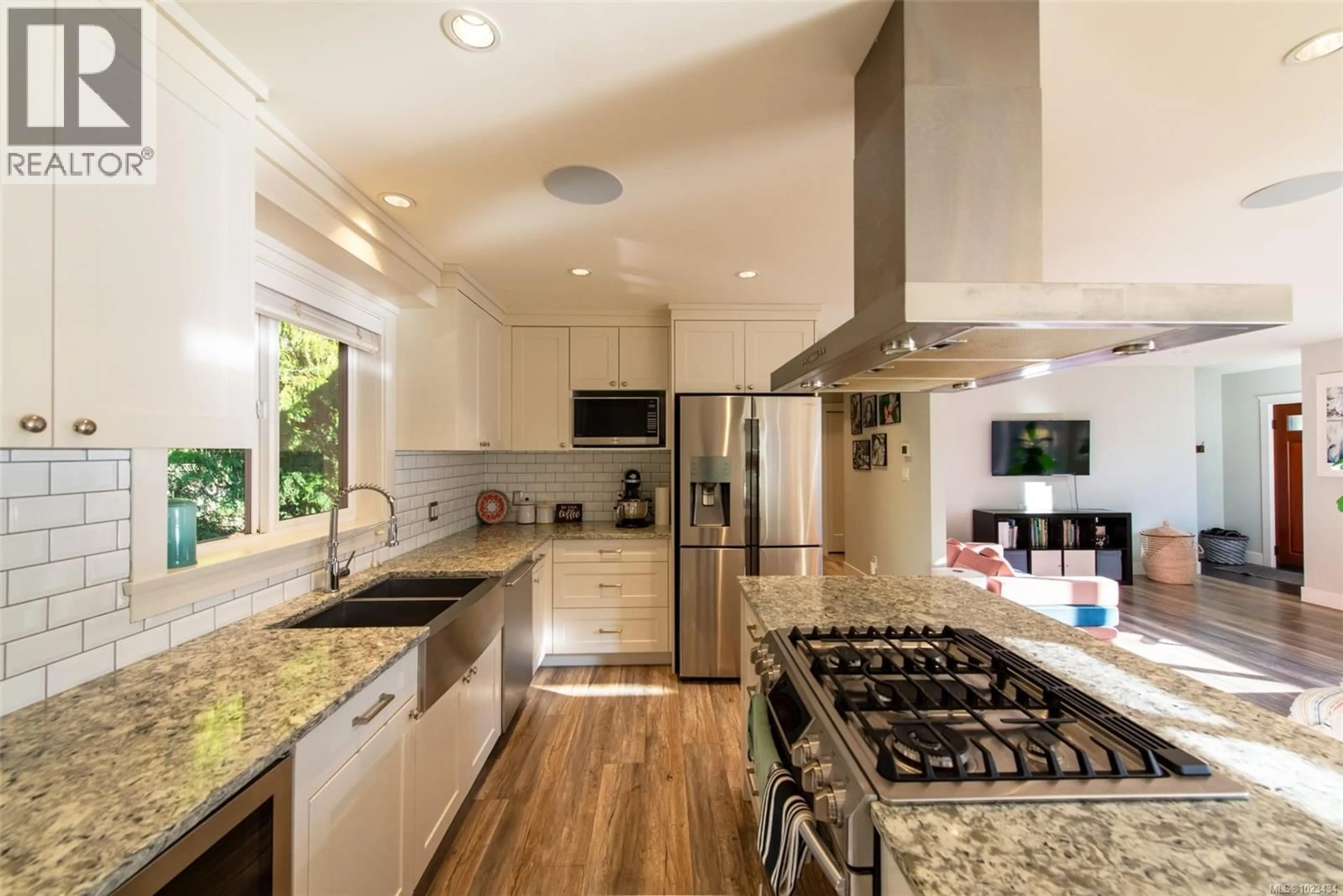 Contemporary kitchen, ceramic/tile floor for 2511 DUNCAN PLACE, Langford British Columbia V9B3P2