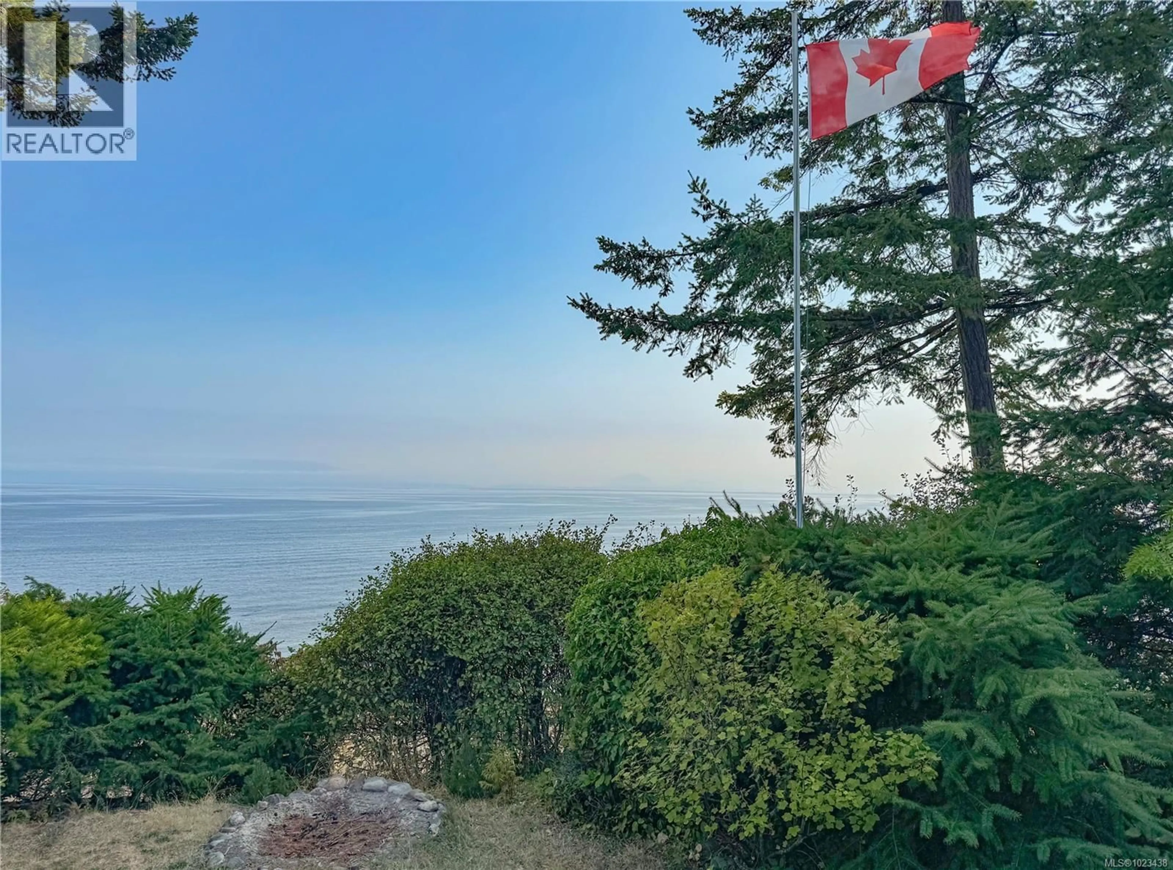 A pic from outside/outdoor area/front of a property/back of a property/a pic from drone, water/lake/river/ocean view for 1278 THE STRAND ROAD, Gabriola Island British Columbia V0R1X3