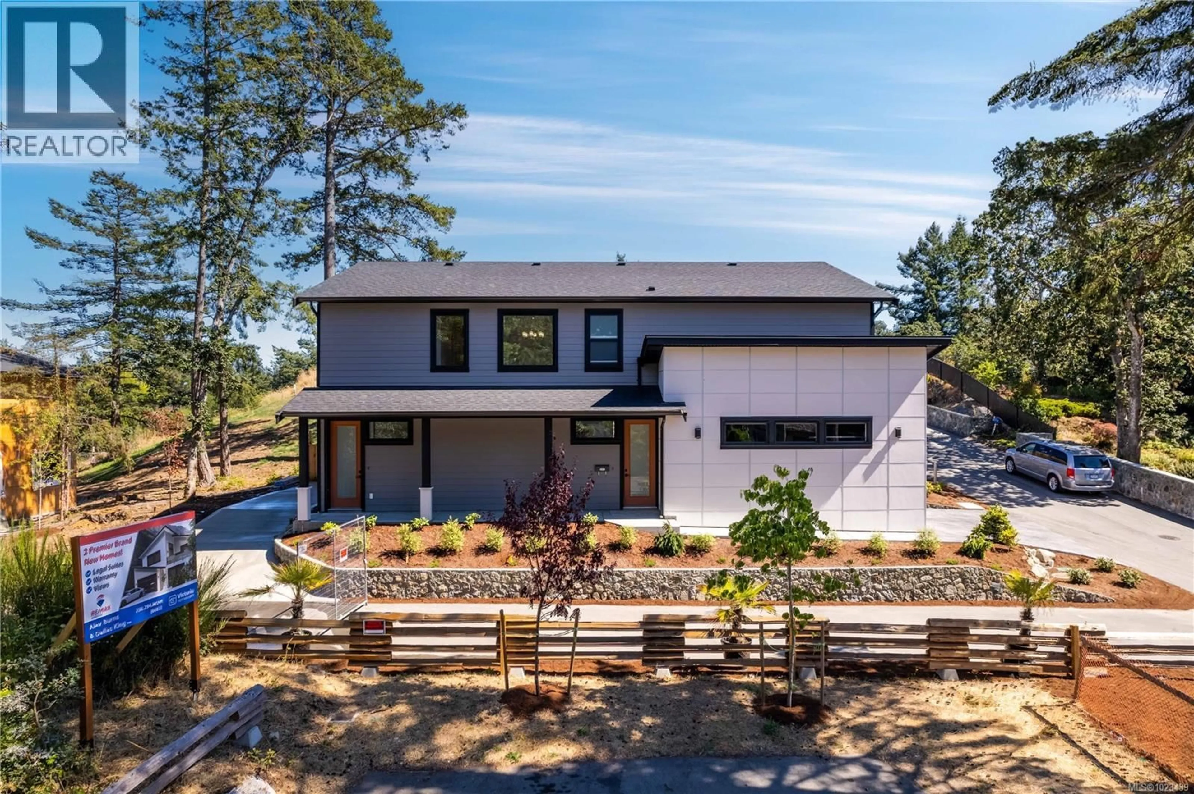 Unknown for 231 HEDDLE AVENUE, View Royal British Columbia V9B1T9