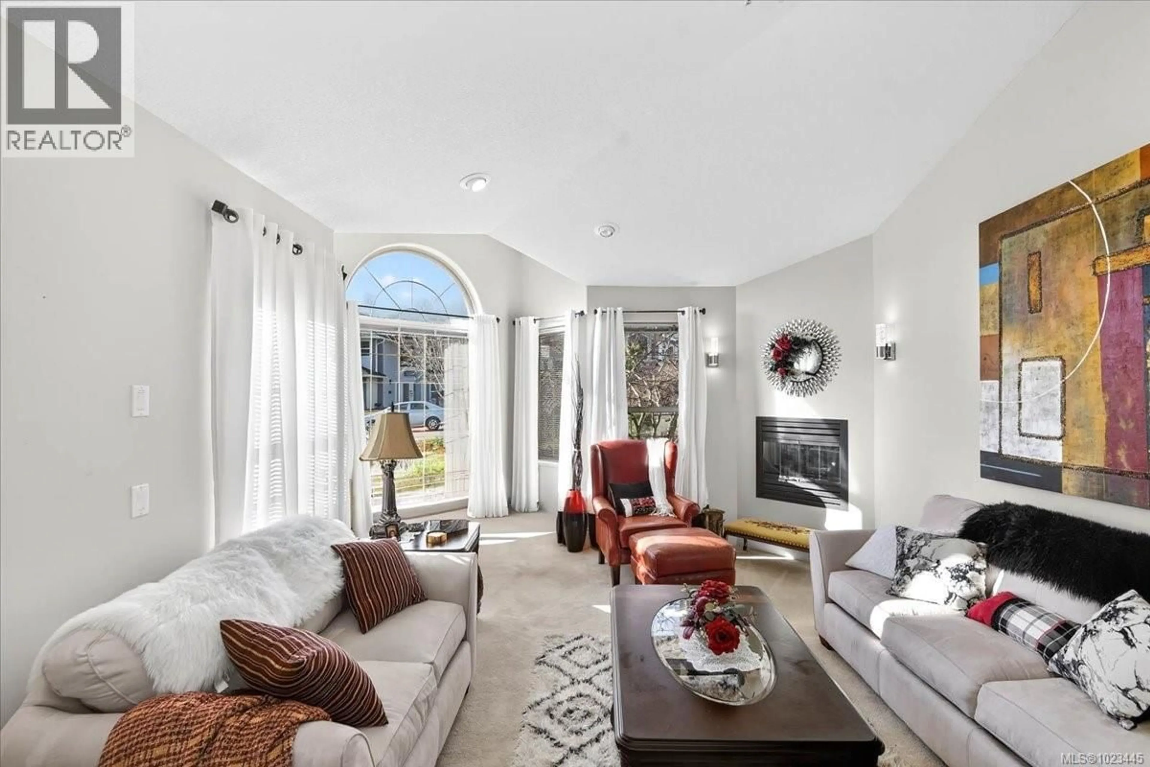 Living room with furniture, unknown for 3845 KEEHA DRIVE, Port Alberni British Columbia V9Y8C8