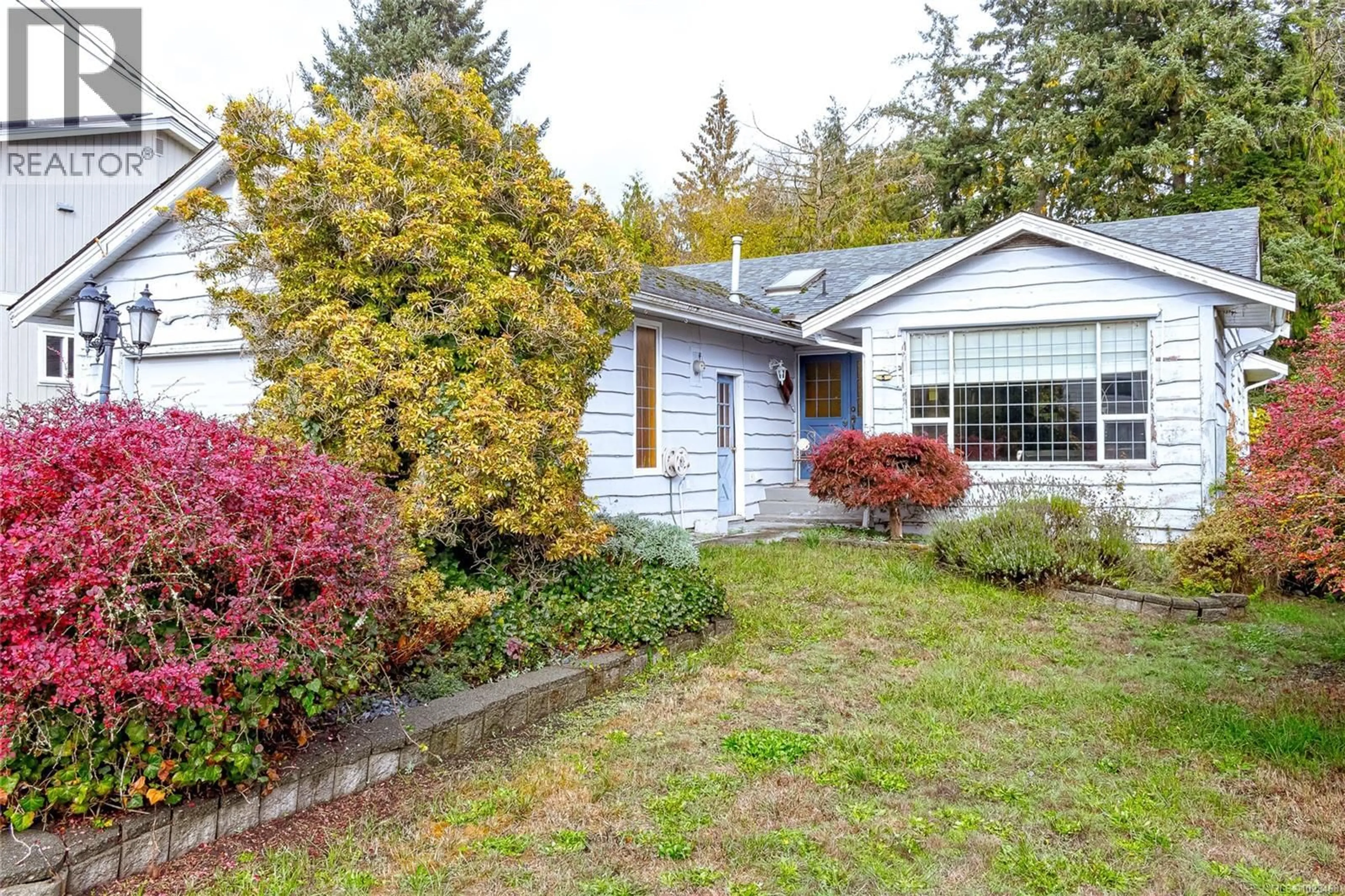 Home with vinyl exterior material, street for 3171 CHANNEL BOULEVARD, Chemainus British Columbia V0R1K2