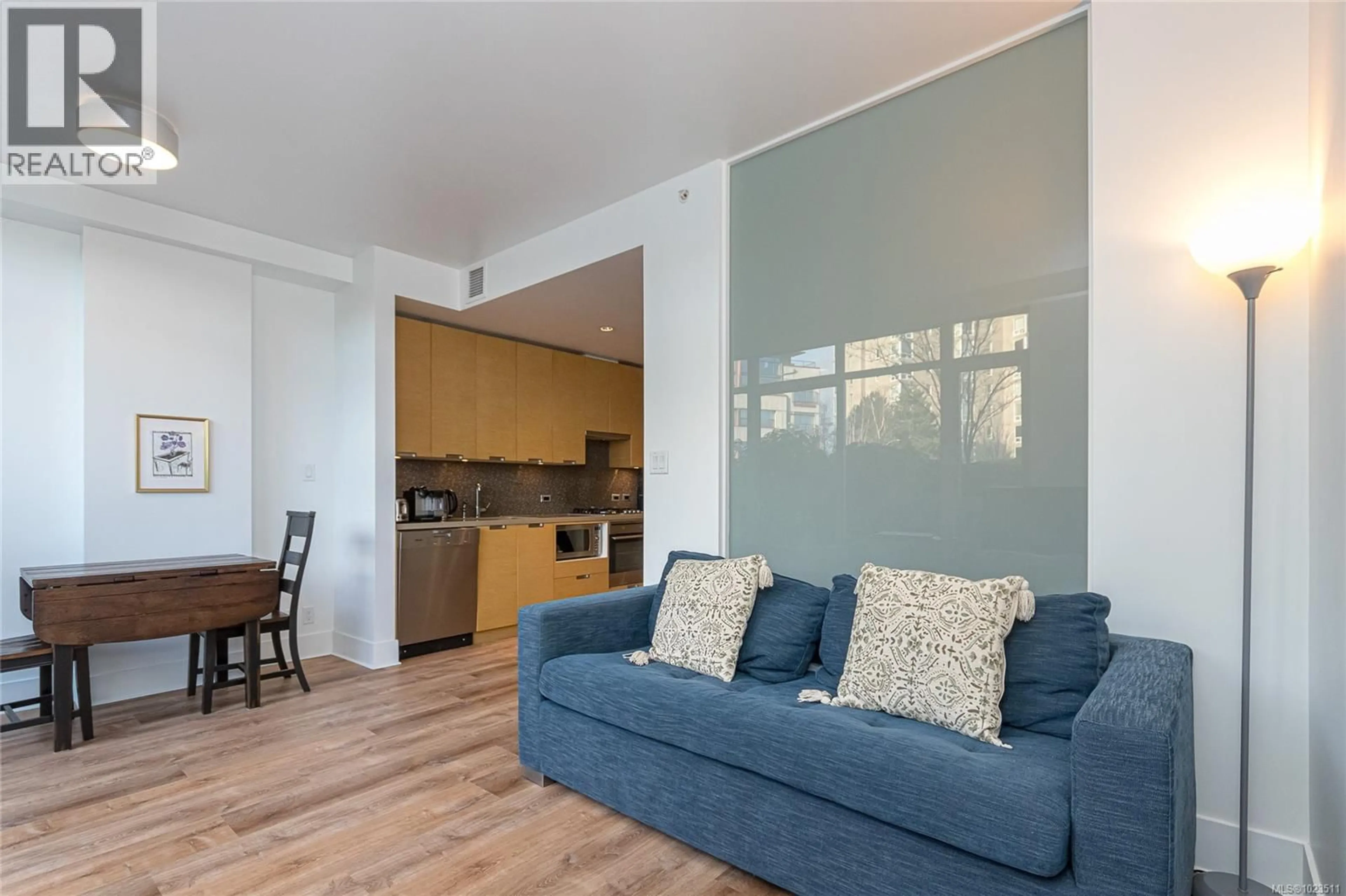 Living room with furniture, unknown for 105 - 83 SAGHALIE ROAD, Victoria British Columbia V9A0E7