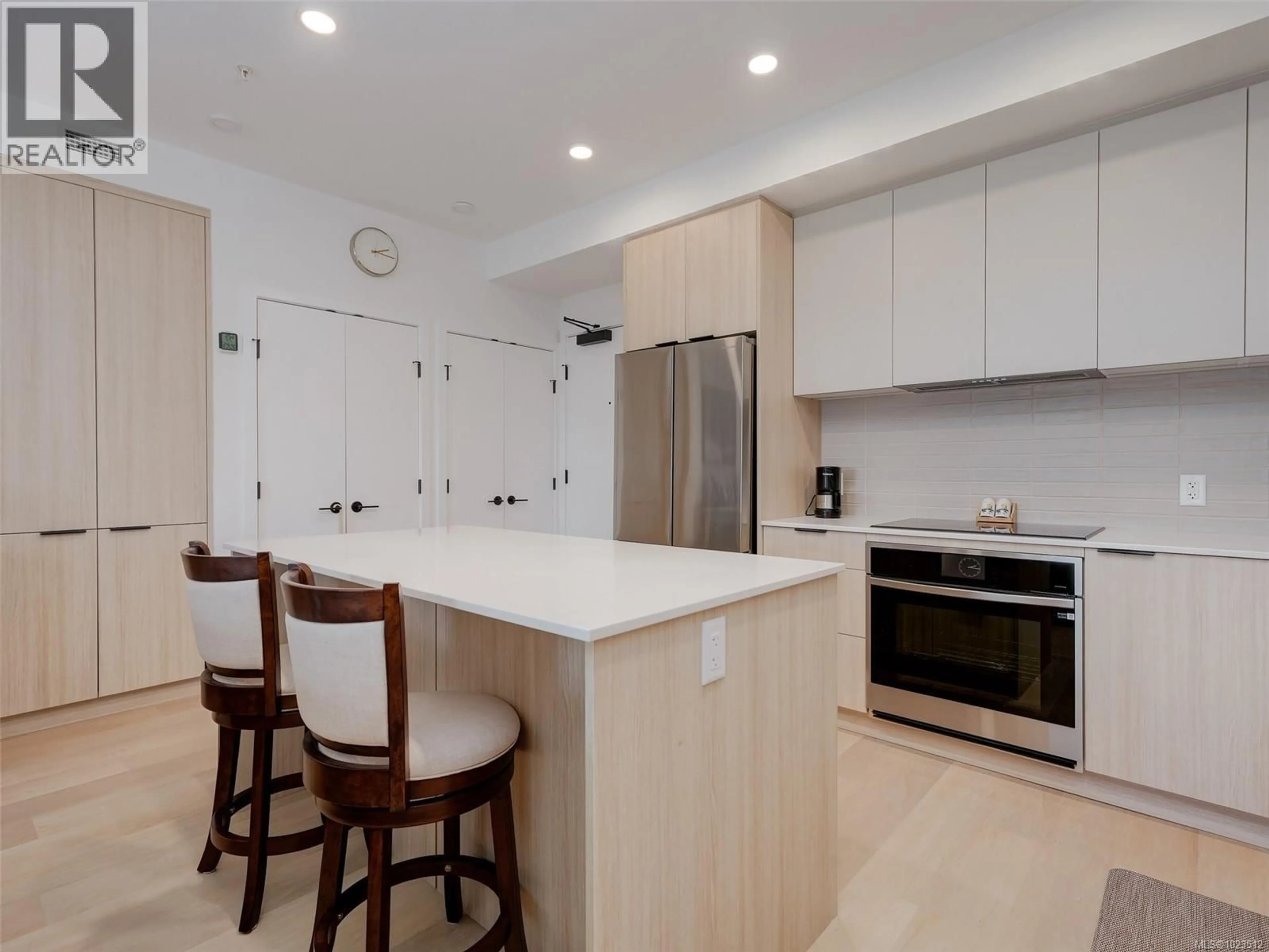 Open concept kitchen, unknown for 307 - 3564-A RYDER HESJEDAL WAY, Colwood British Columbia V9C0V3