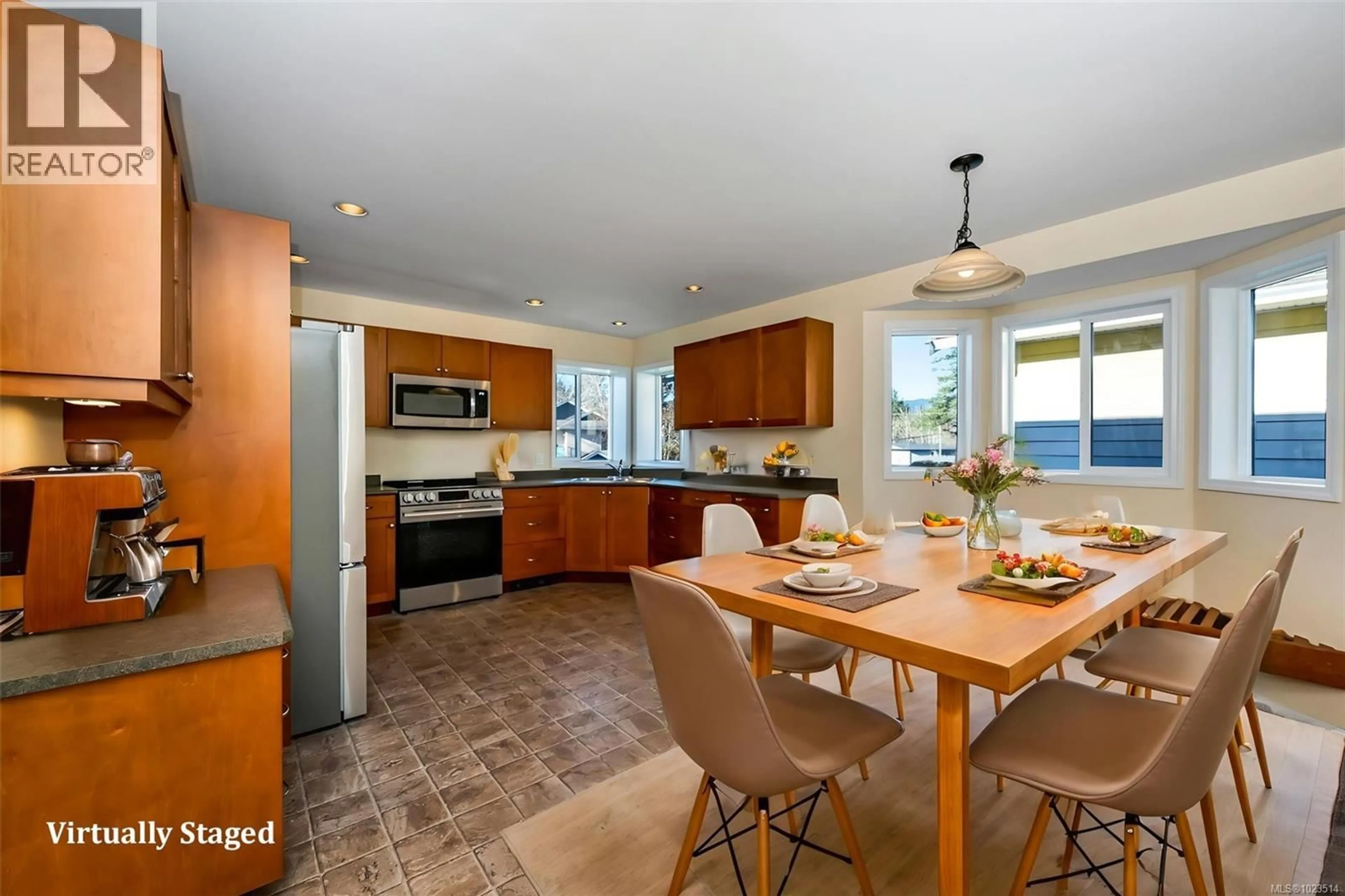 Open concept kitchen, ceramic/tile floor for 6047 AVONDALE PLACE, Duncan British Columbia V9L5H9