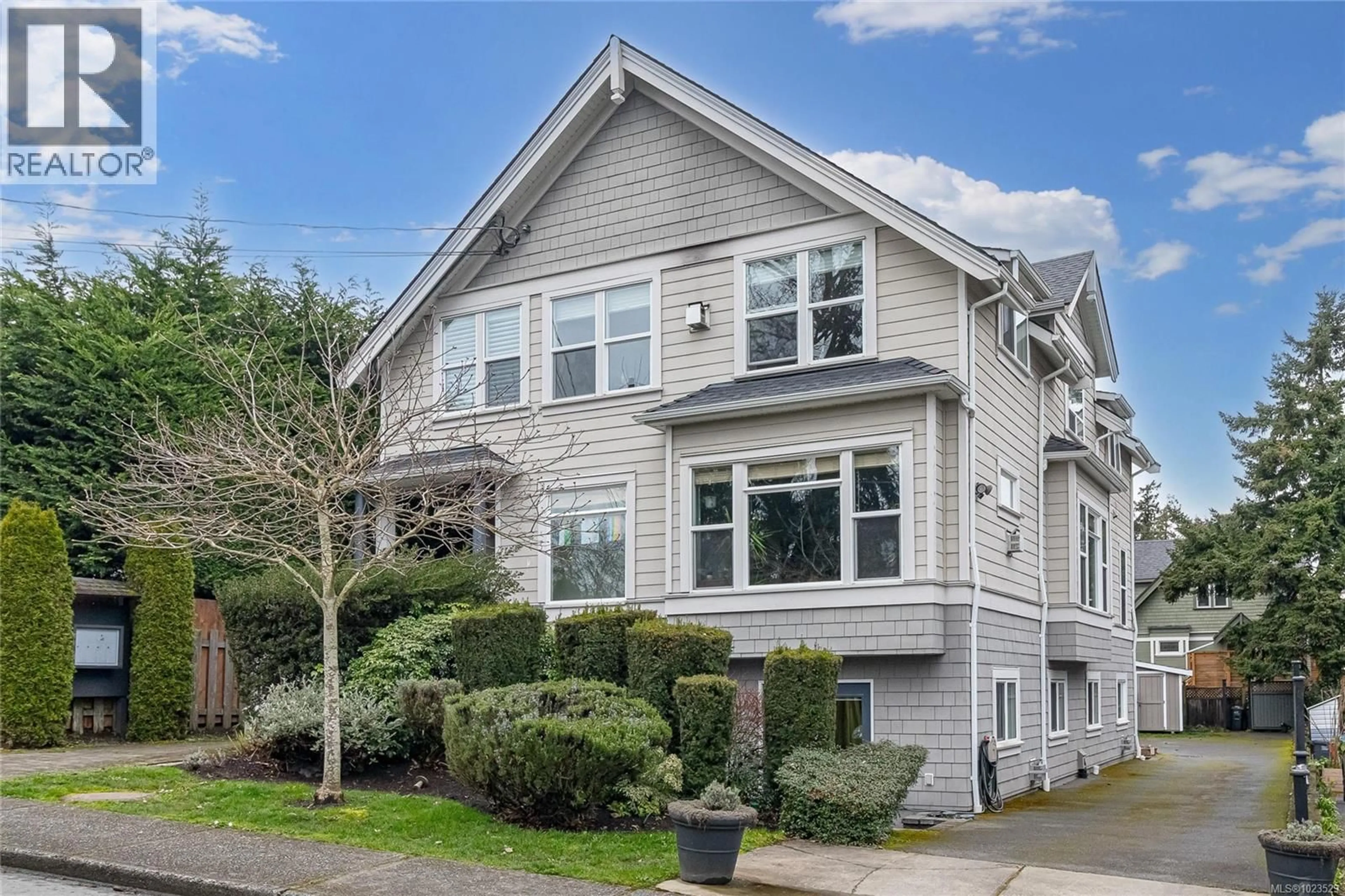 Home with vinyl exterior material, street for D - 1216 STYLES STREET, Victoria British Columbia V9A3Z5