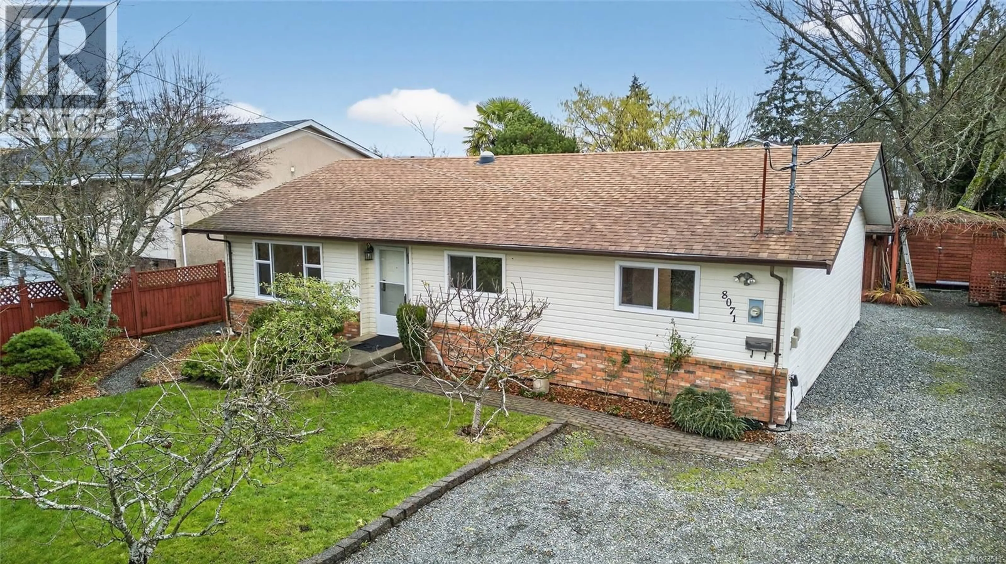 A pic from outside/outdoor area/front of a property/back of a property/a pic from drone, street for 8071 QUEEN STREET, Crofton British Columbia V0R1R0