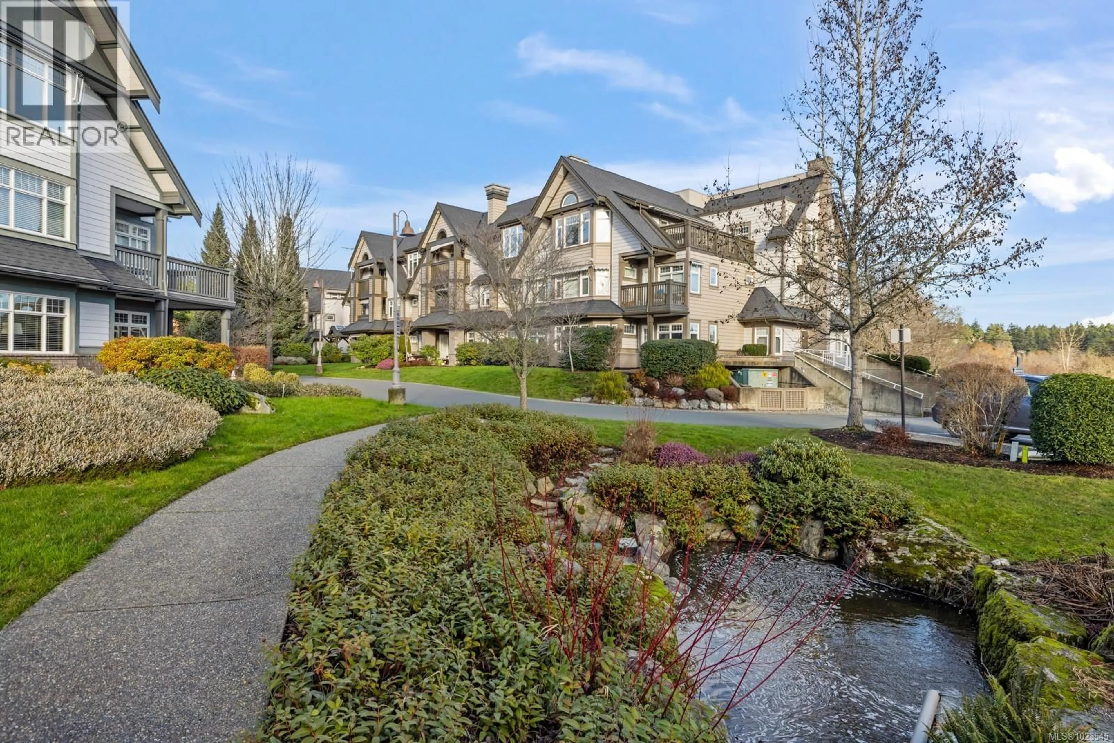 Unknown for 231 - 4490 CHATTERTON WAY, Saanich British Columbia V8X5H7