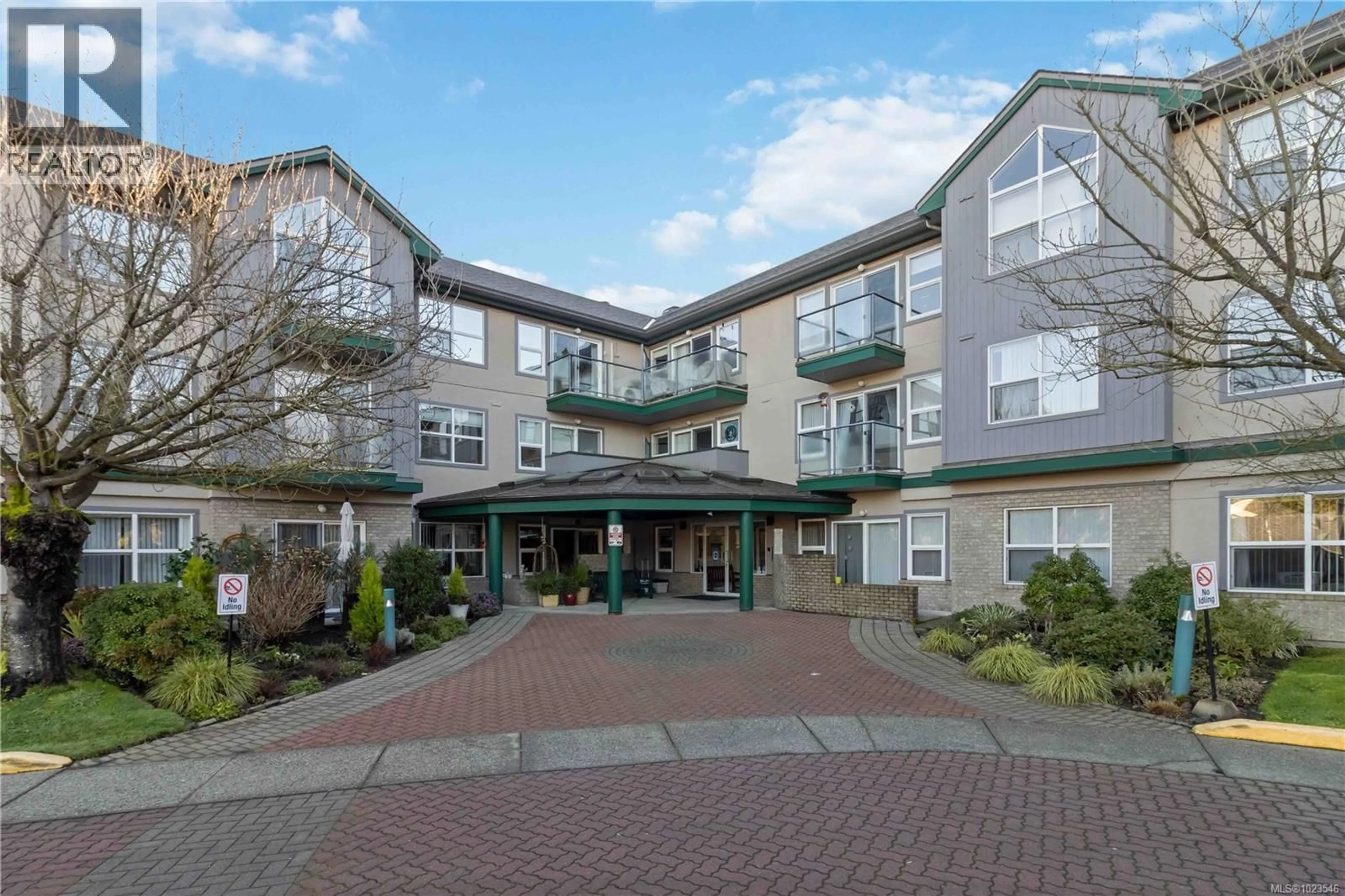 Unknown for 207 - 1485 GARNET ROAD, Saanich British Columbia V8P5T5