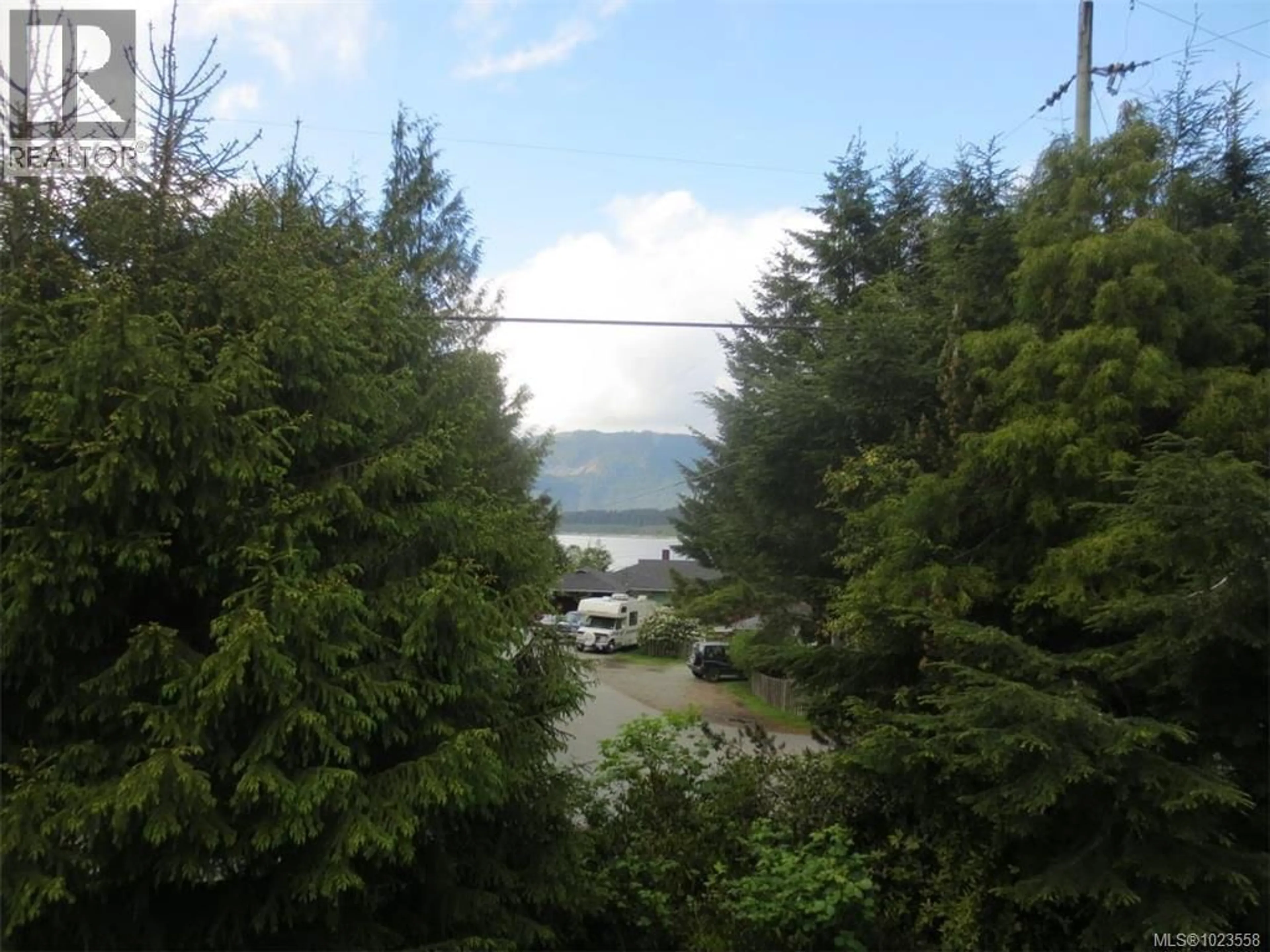 Blurry image for 17002 WICKANNINISH ROAD, Port Renfrew British Columbia V0S1K0