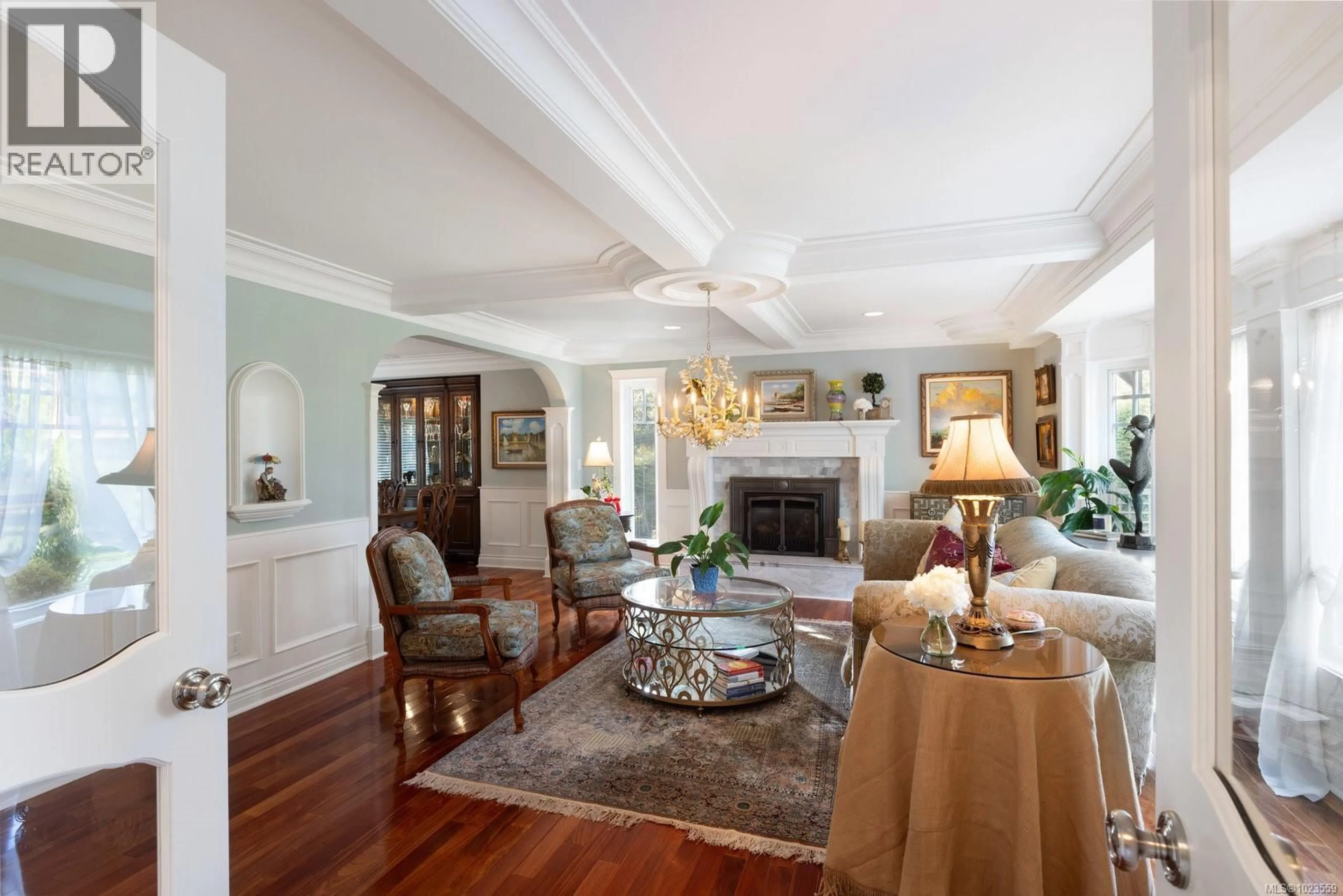 Living room with furniture, unknown for 2773 ARBUTUS ROAD, Saanich British Columbia V8N5X8