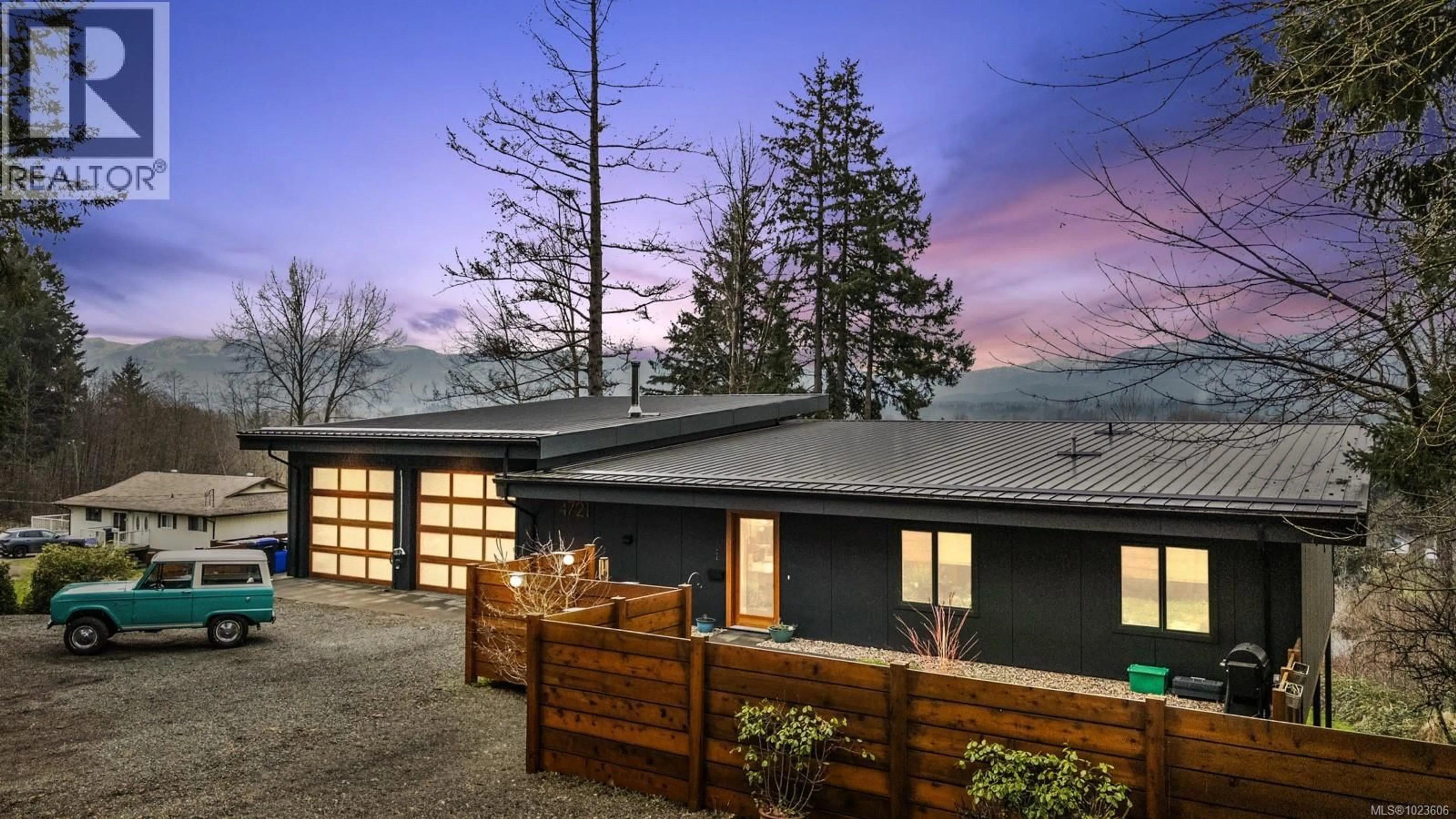 Unknown for 4721 ISLAND HIGHWAY, Courtenay British Columbia V9N5Y5