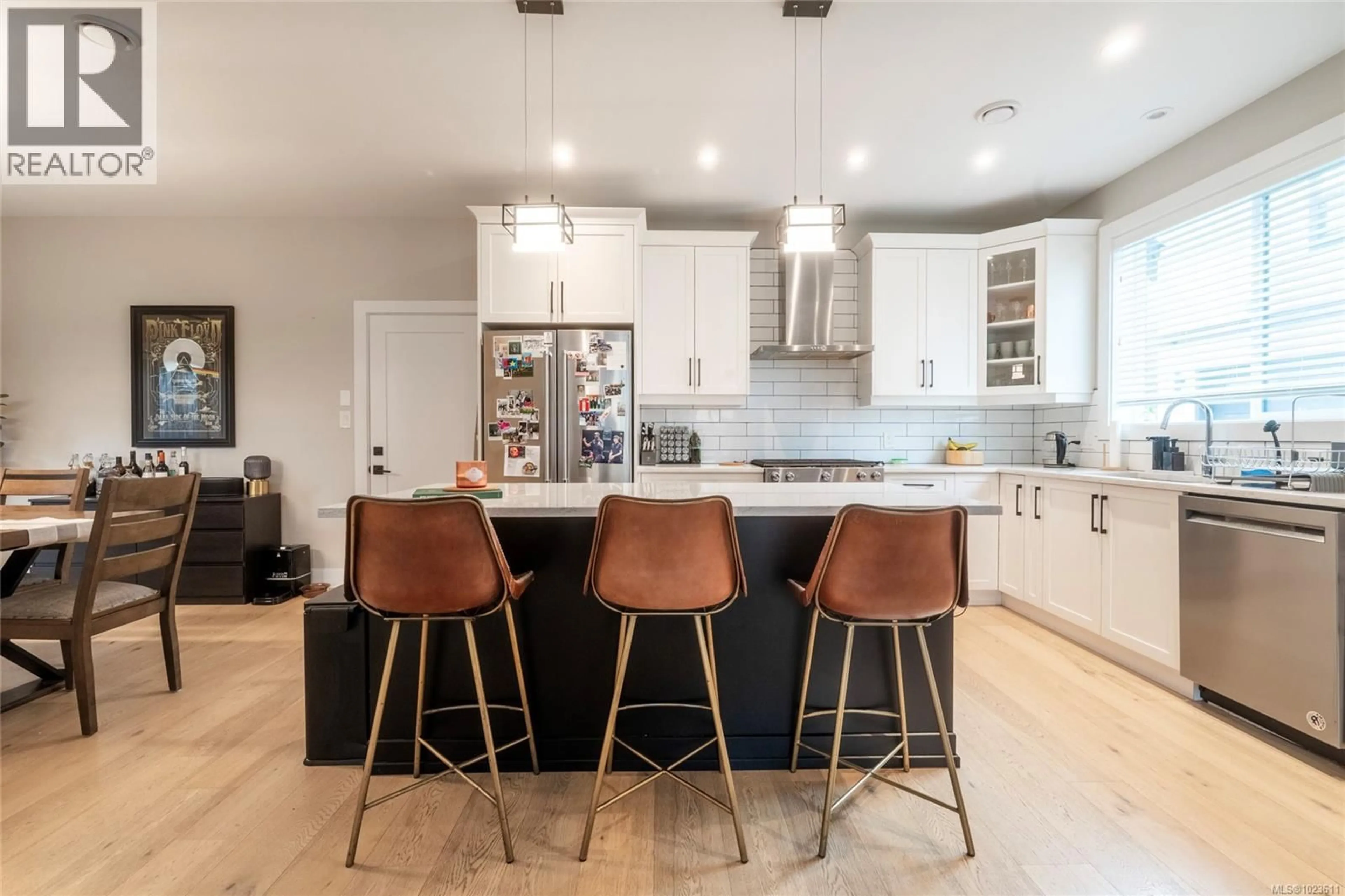 Open concept kitchen, ceramic/tile floor for 4247 PULLET PLACE, Saanich British Columbia V8X5J2