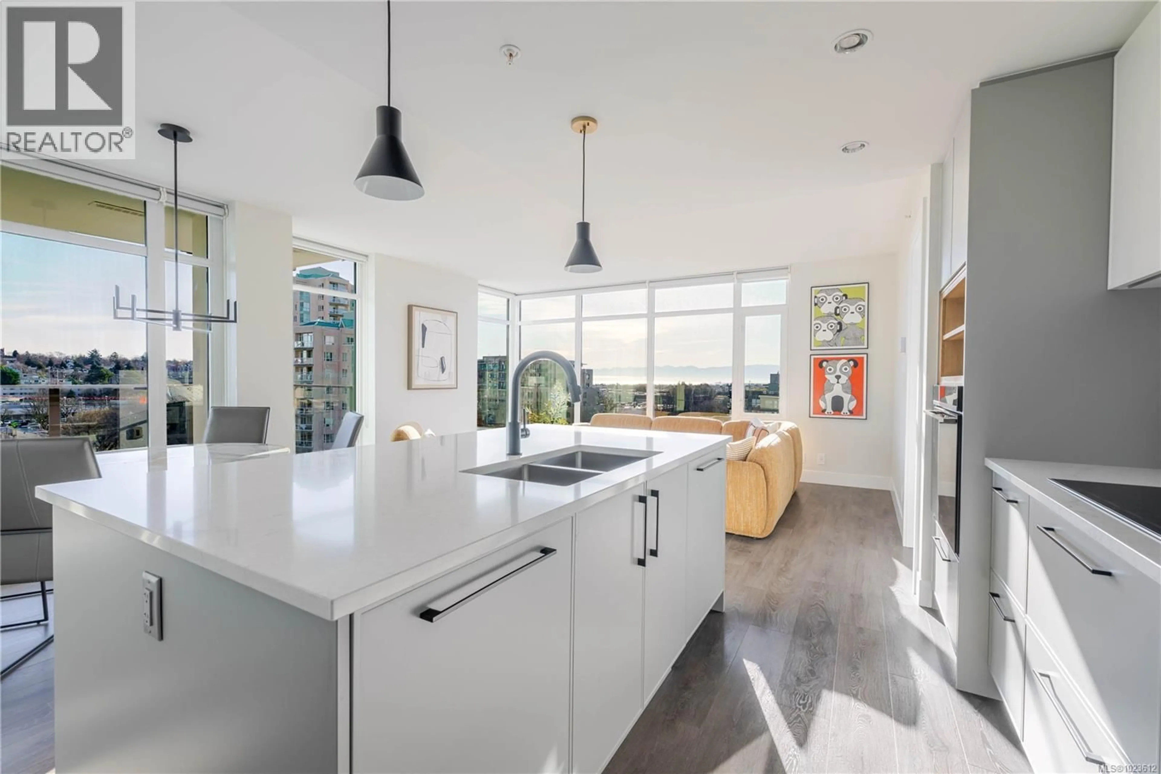Contemporary kitchen, unknown for 702 - 960 YATES STREET, Victoria British Columbia V8V3M3