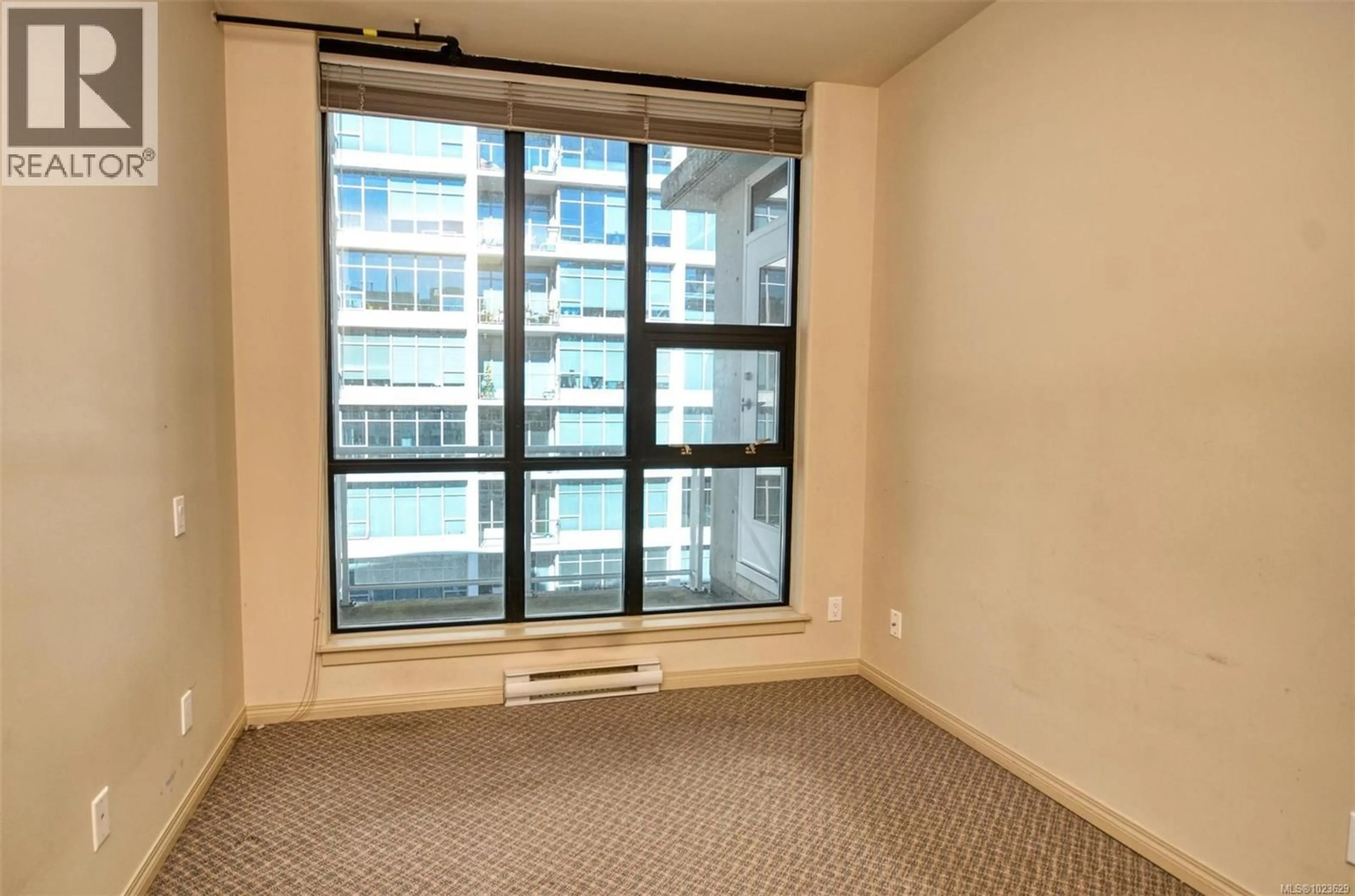 A pic of a room for 601 - 860 VIEW STREET, Victoria British Columbia V8W3Z8