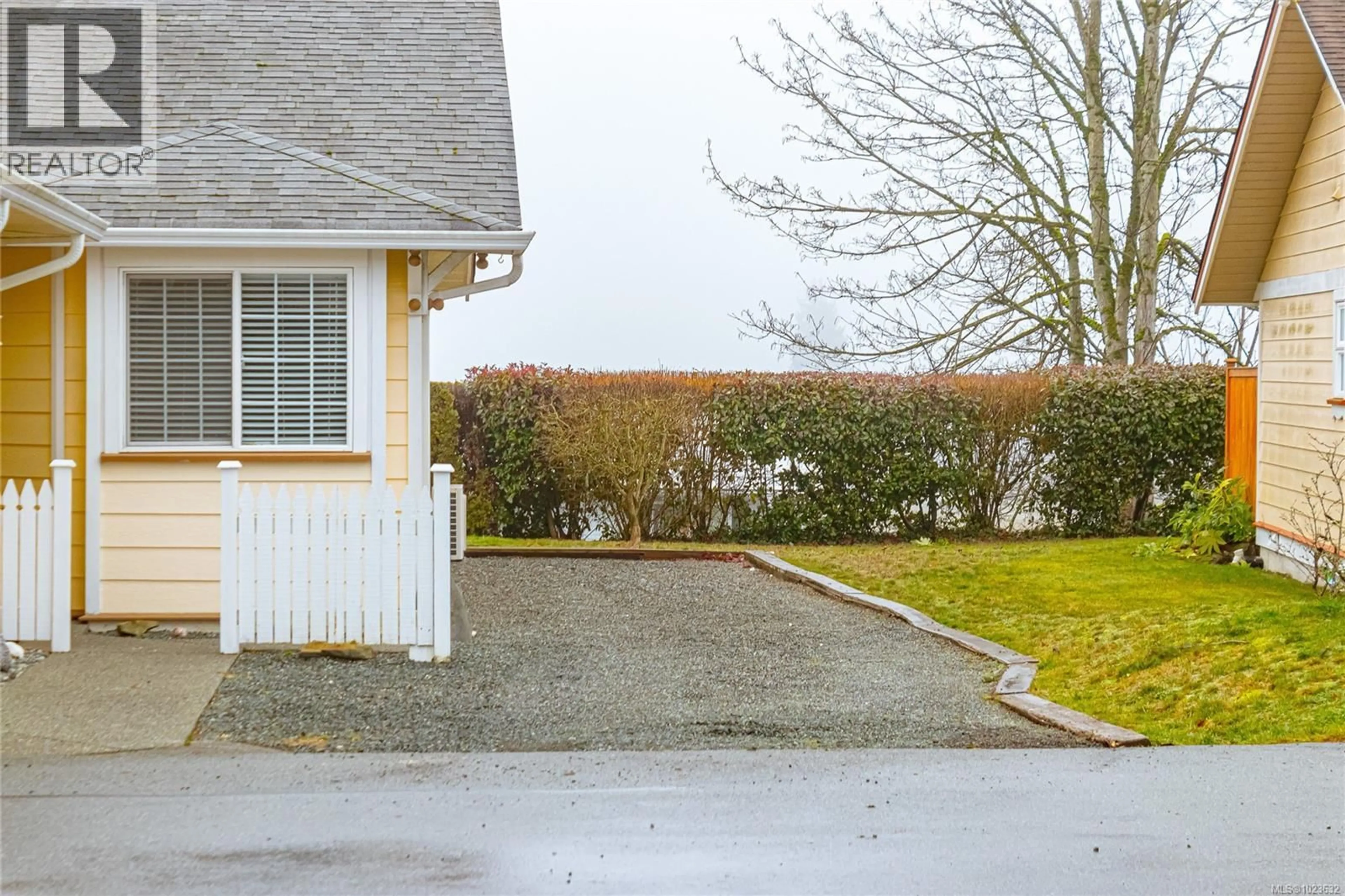 Patio, street for 16 - 9933 CHEMAINUS ROAD, Chemainus British Columbia V0R1K0