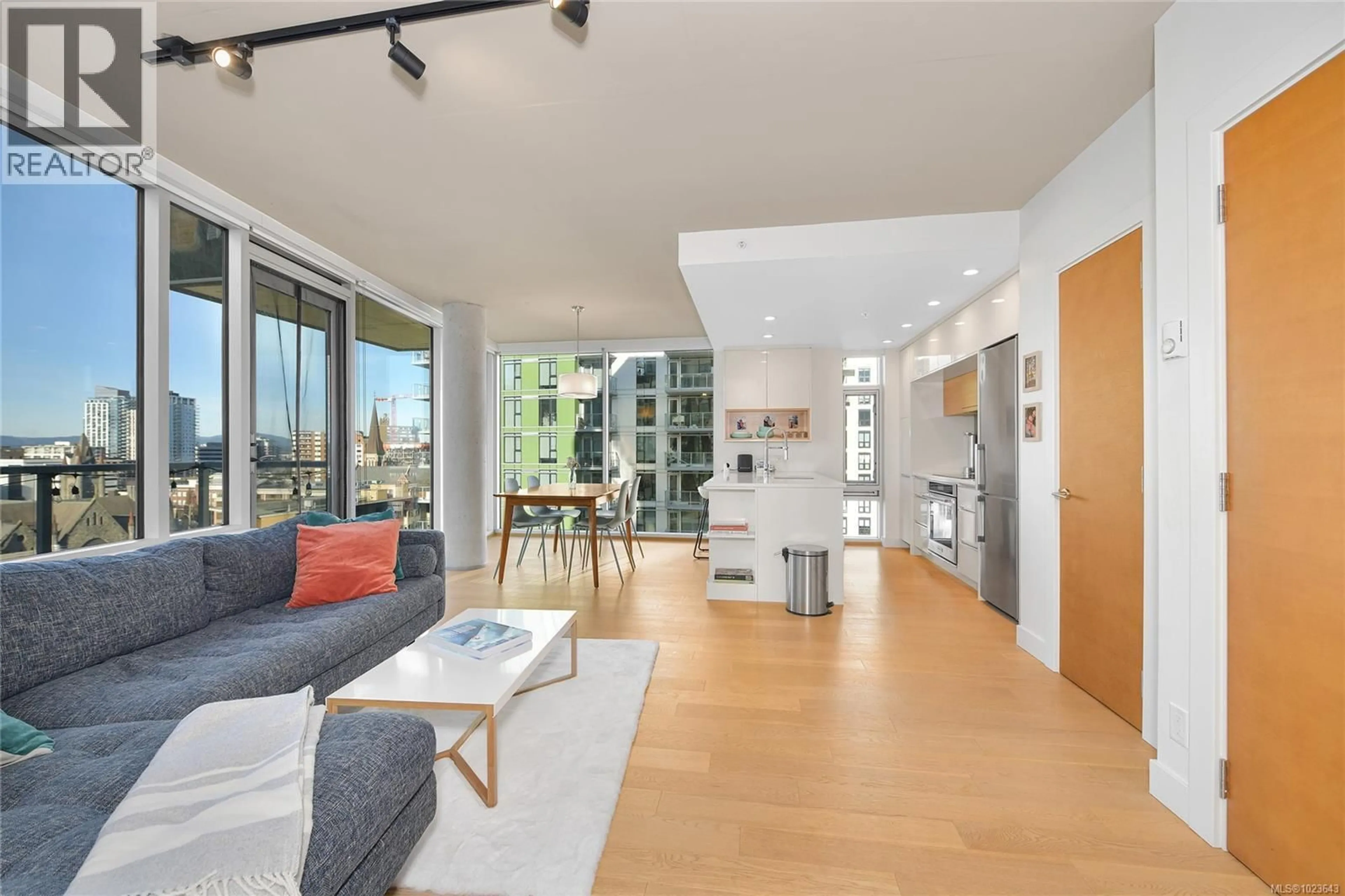 Unknown for 1010 - 989 JOHNSON STREET, Victoria British Columbia V8V0E3