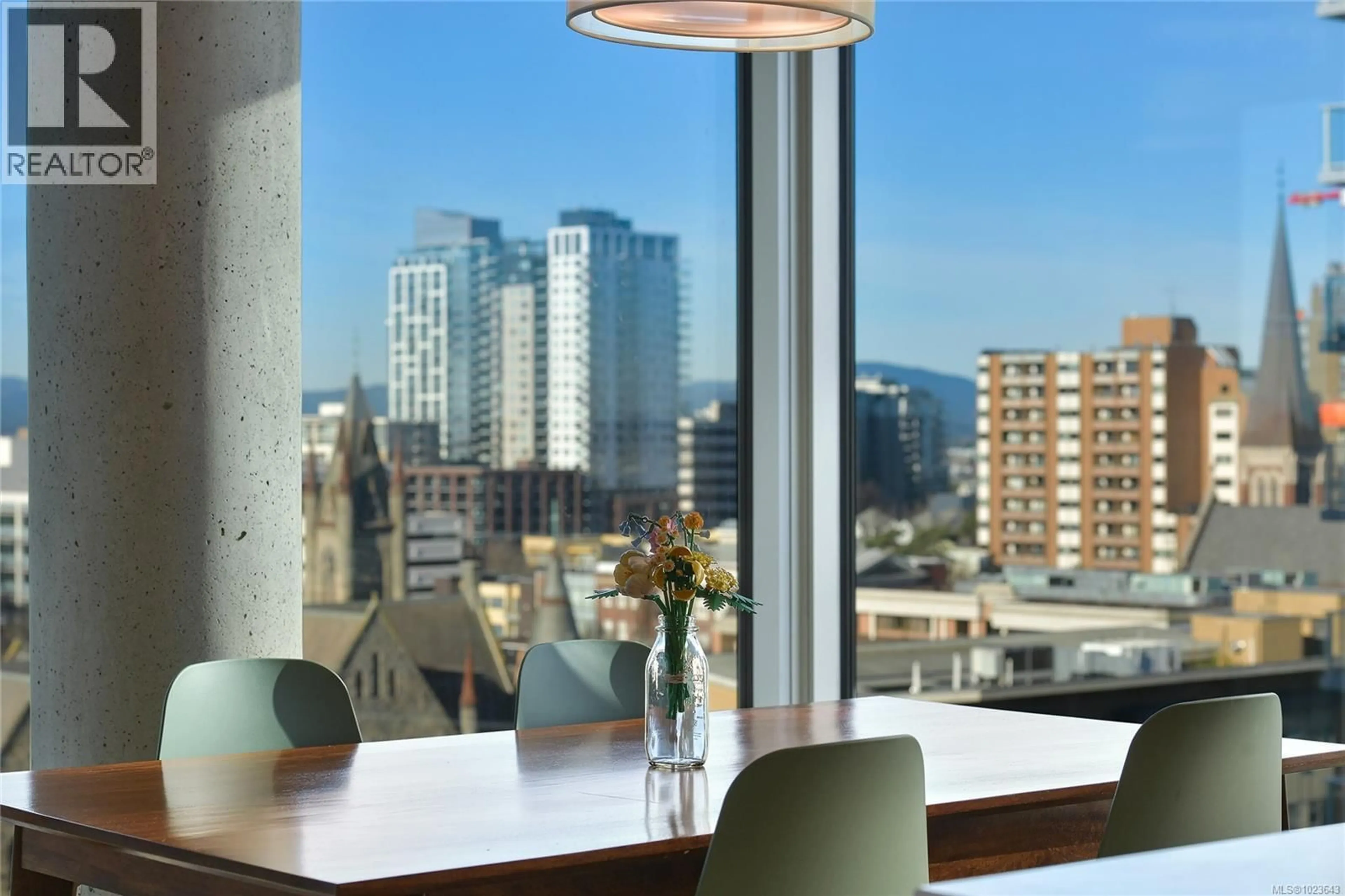 Dining room, wood/laminate floor for 1010 - 989 JOHNSON STREET, Victoria British Columbia V8V0E3