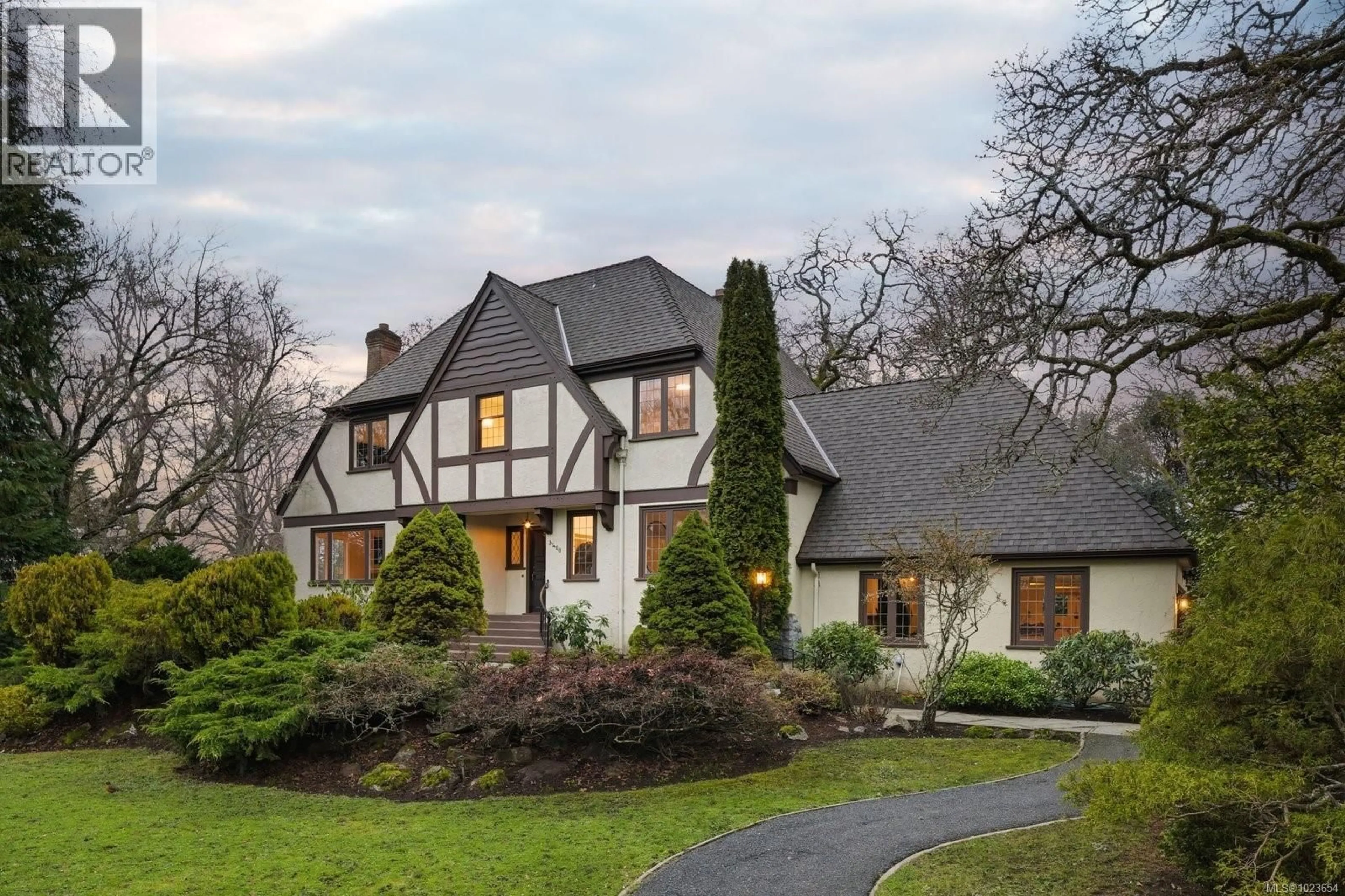 Home with brick exterior material, street for 3400 UPPER TERRACE ROAD, Oak Bay British Columbia V8R6E6