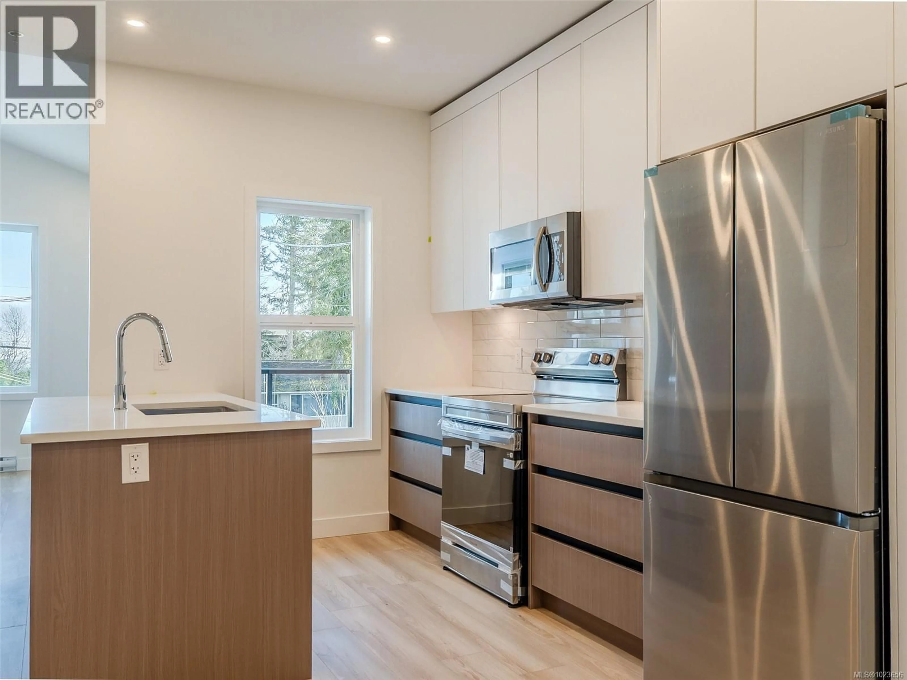 Unknown for 1525 MARBAN ROAD, Nanaimo British Columbia V9X1A1