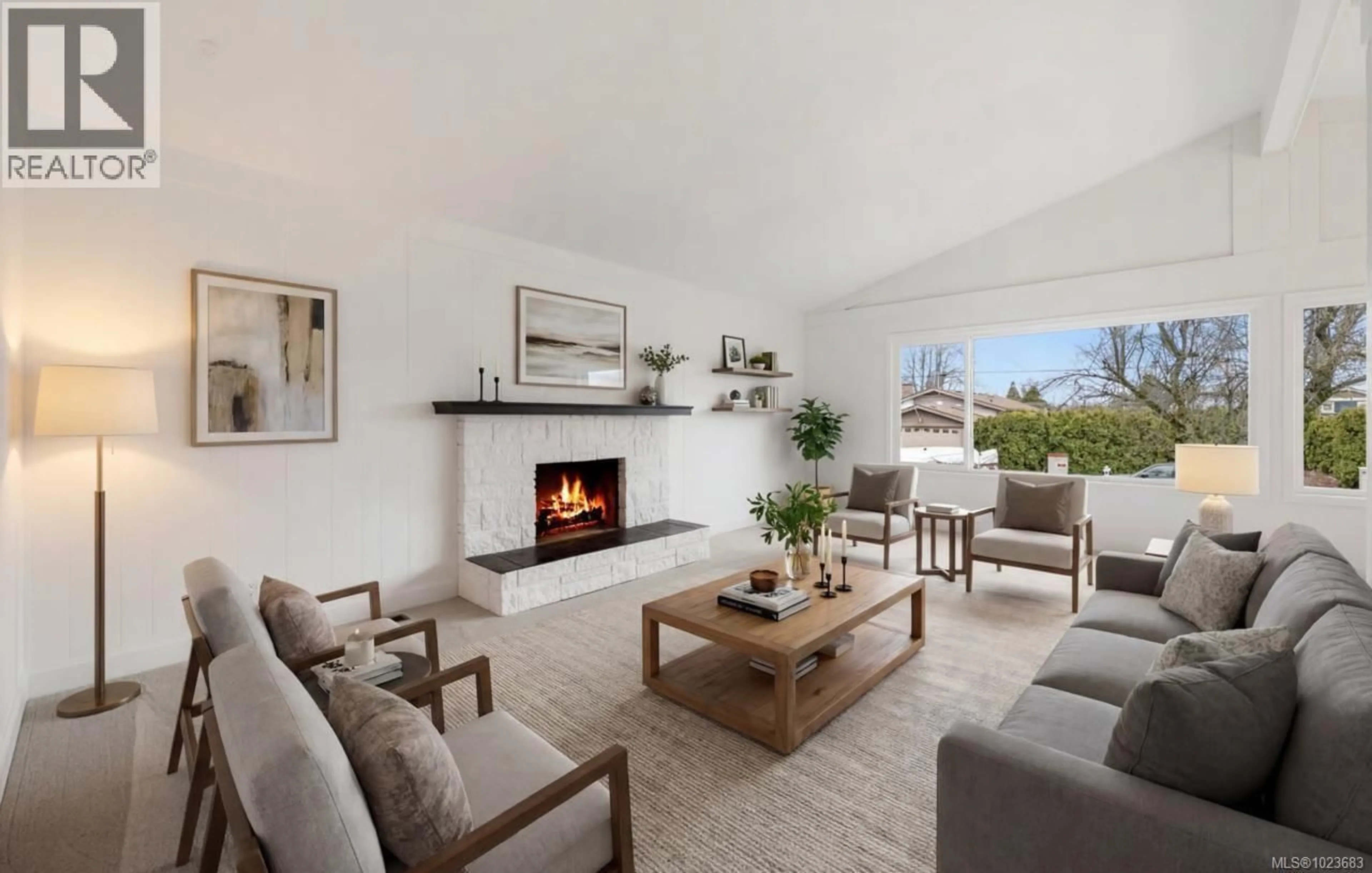 Living room with furniture, unknown for 2146 BRADFORD AVENUE, Sidney British Columbia V8L2C5