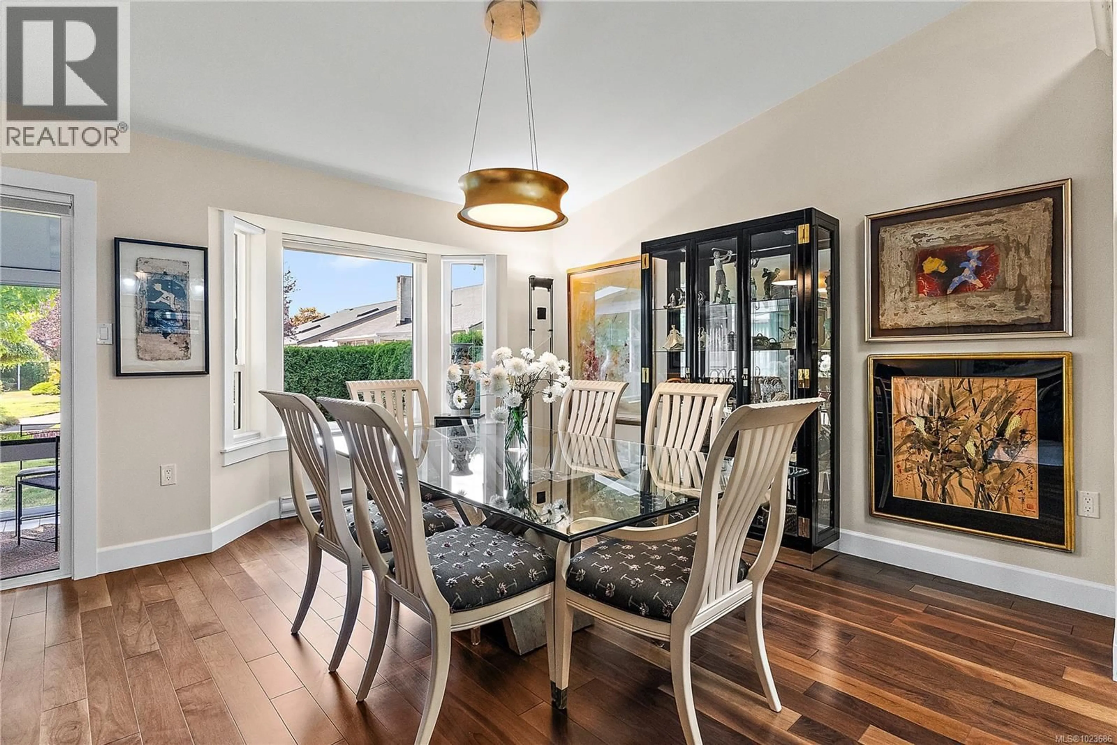 Dining room, wood/laminate floor for 98 - 2600 FERGUSON ROAD, Central Saanich British Columbia V8M2C1