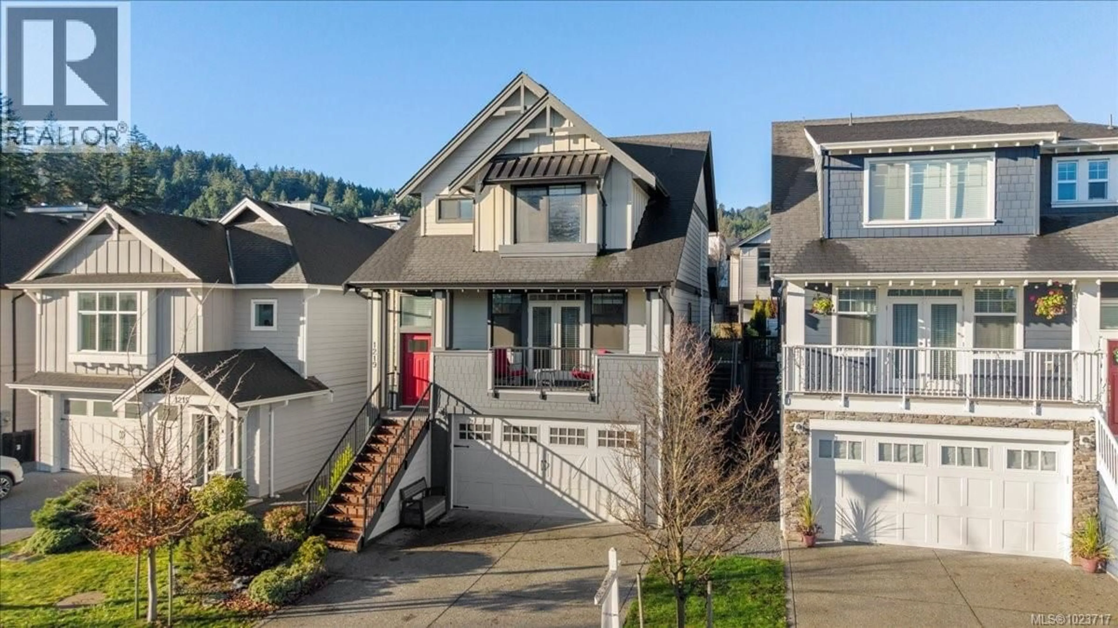 Home with vinyl exterior material, street for 1219 DREAMCATCHER PLACE, Langford British Columbia V9B0T6