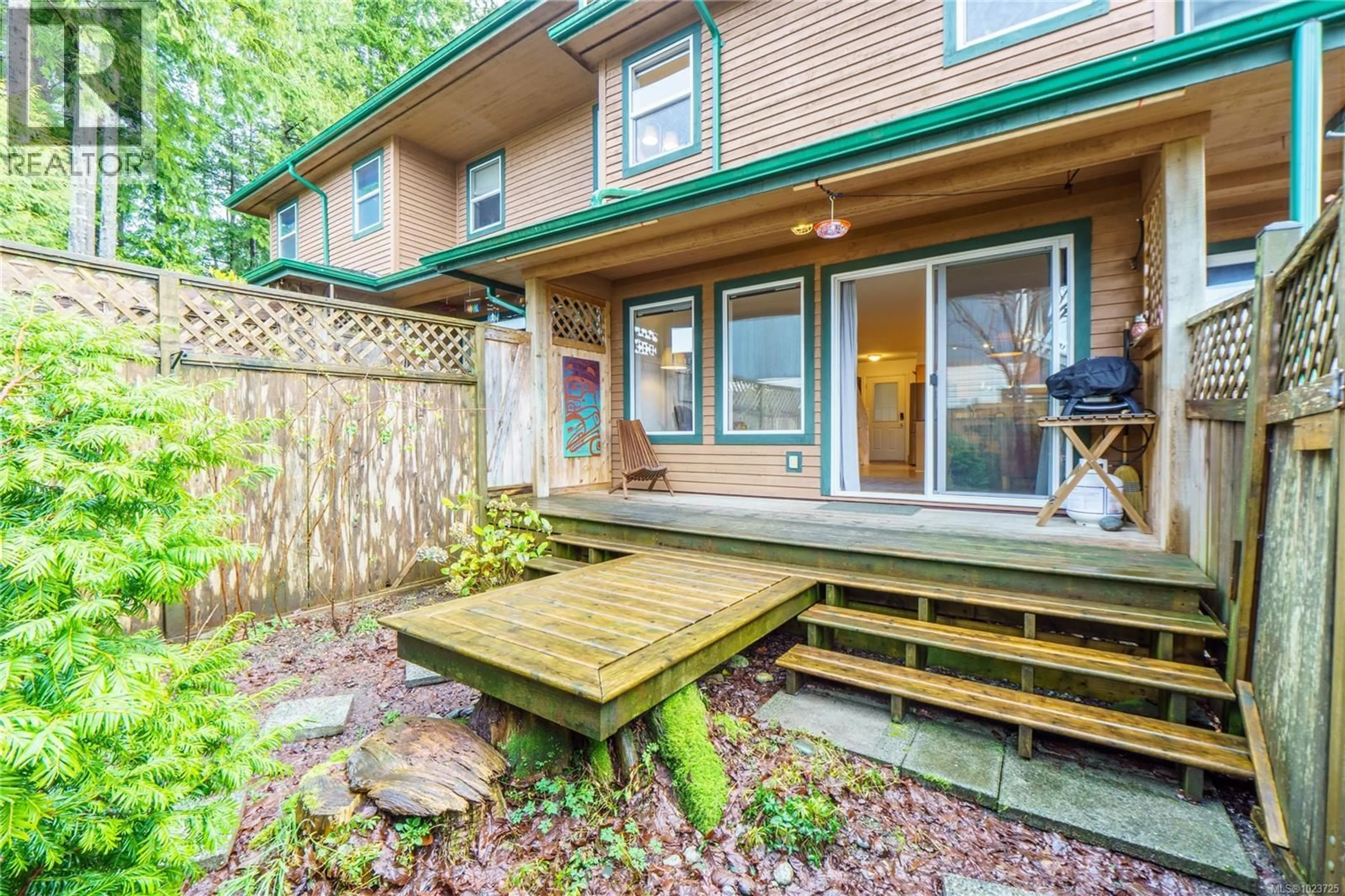 Patio, unknown for 2 - 1553 LARCH ROAD, Ucluelet British Columbia V0R3A0