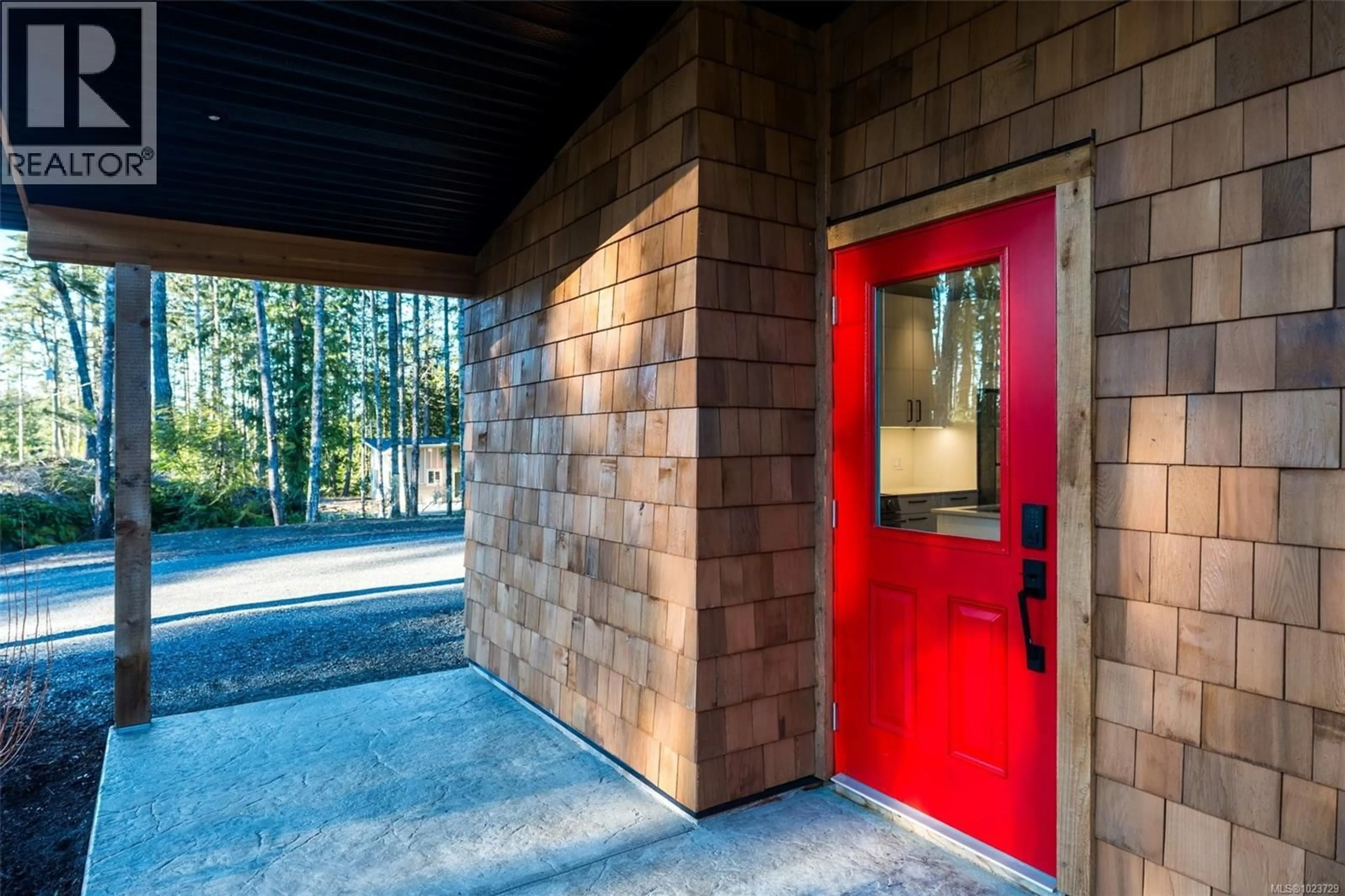 Indoor entryway for 2450 CARPENTER ROAD, Sooke British Columbia V9Z0R1