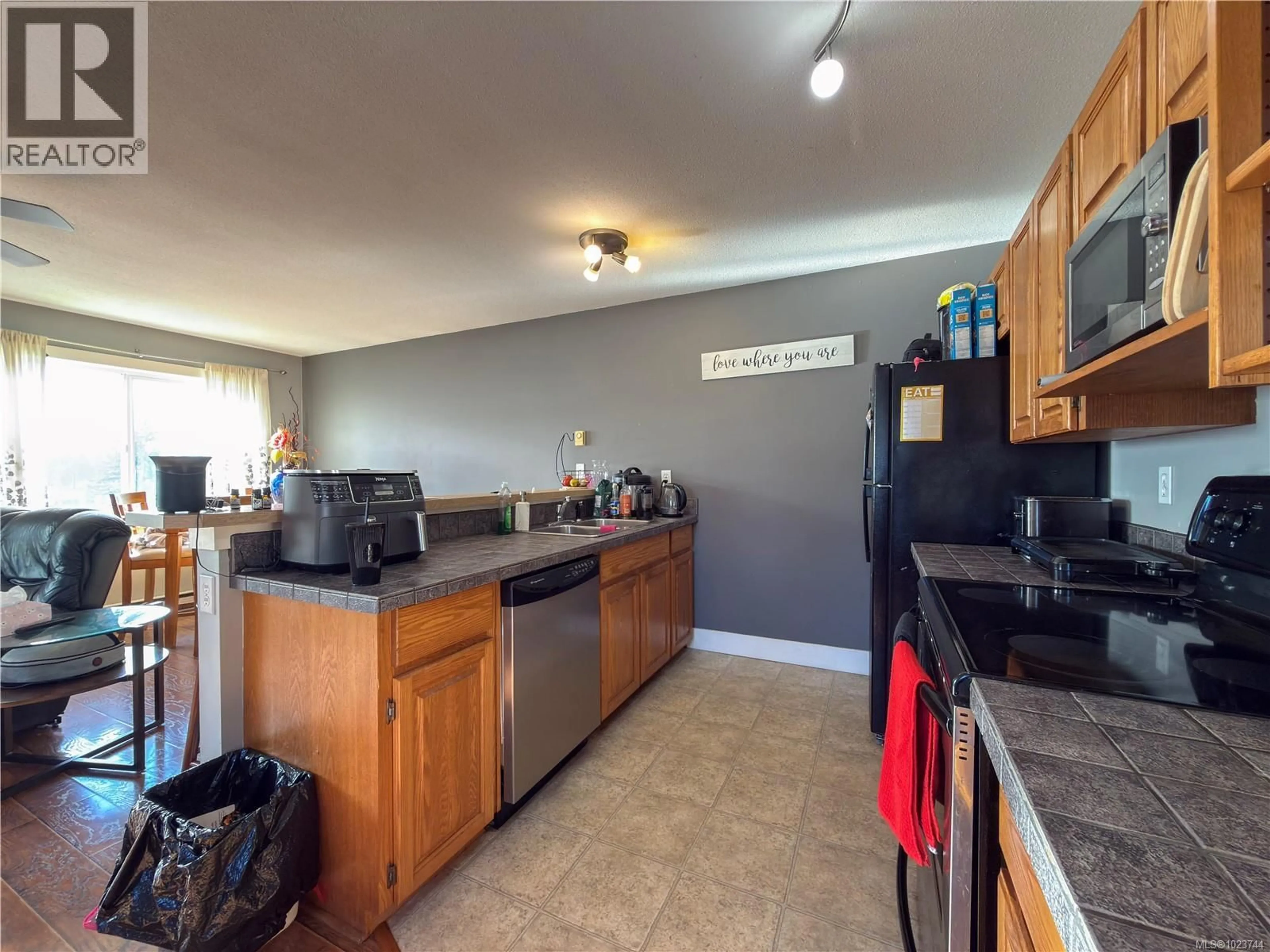 Unknown for 16 - 522 DOGWOOD STREET SOUTH, Campbell River British Columbia V9W6R4