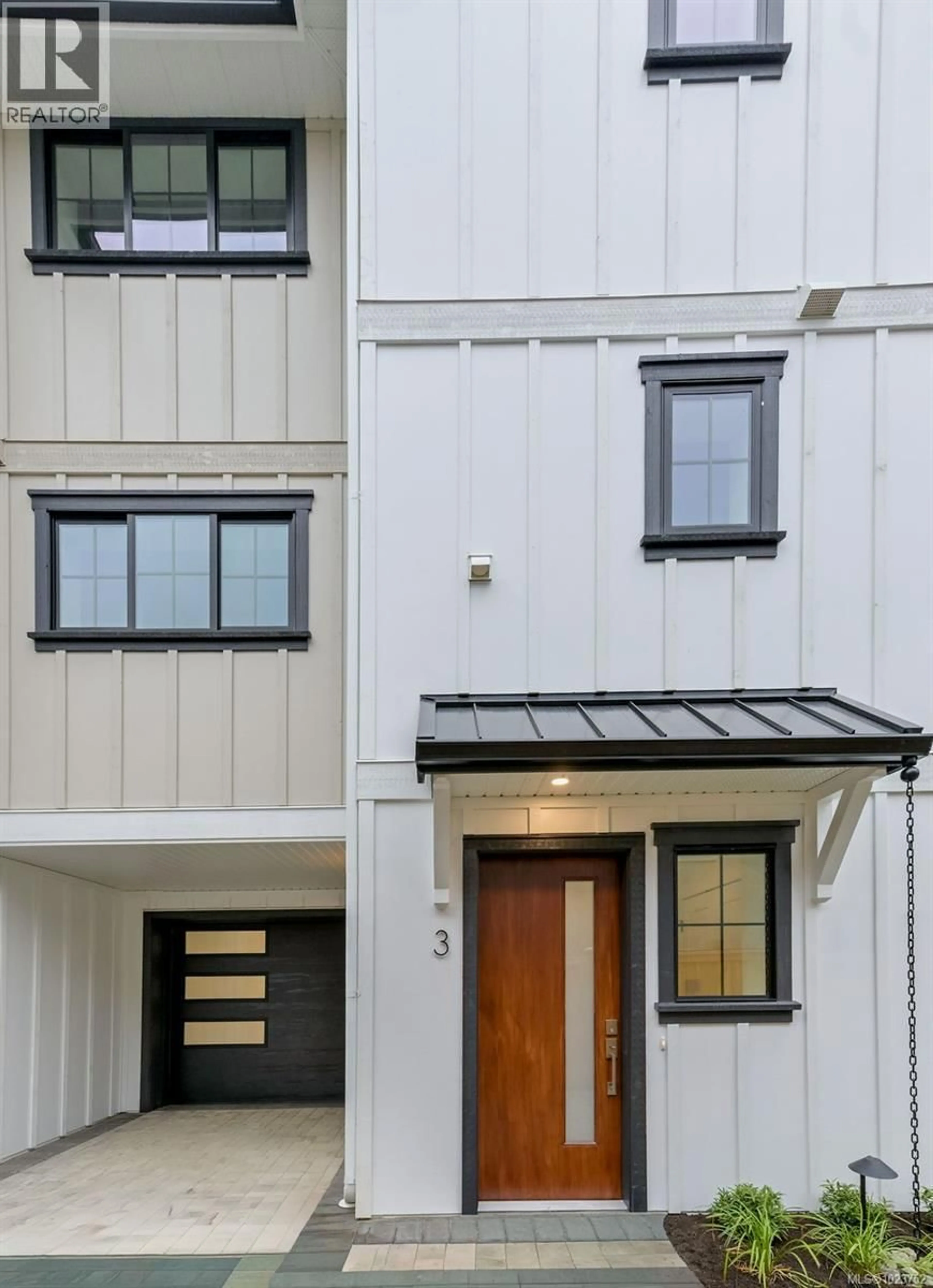 Home with vinyl exterior material, street for 3 - 2268 BOWKER AVENUE, Oak Bay British Columbia V8R2E4