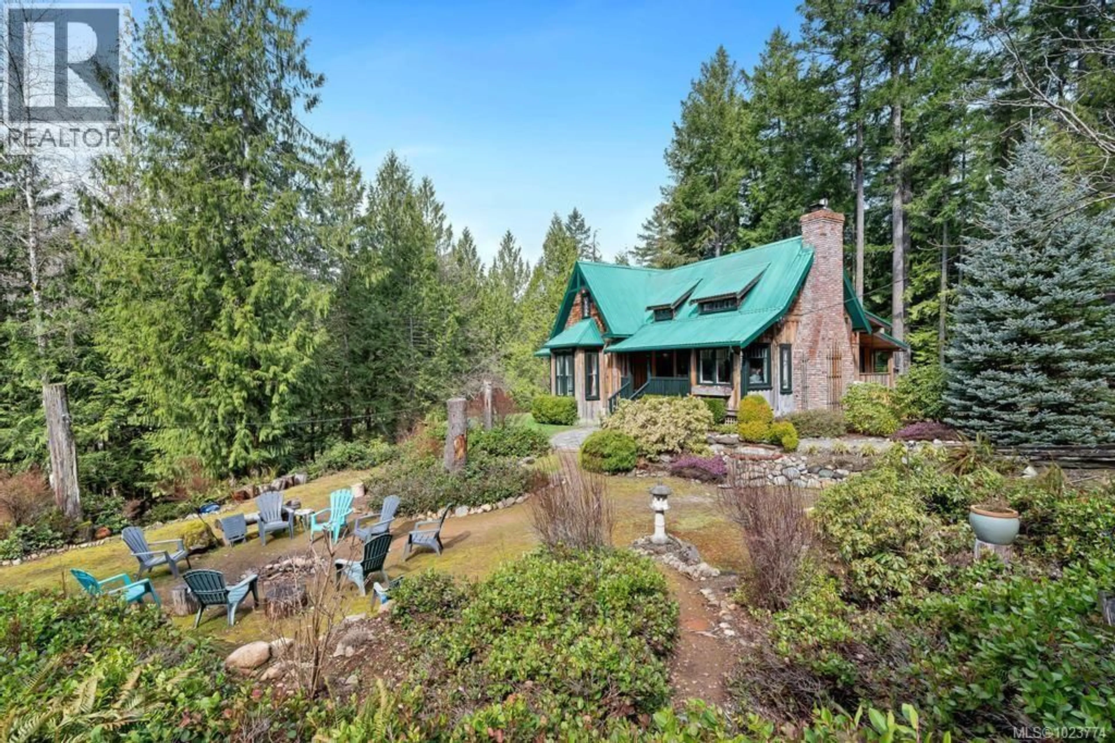 A pic from outside/outdoor area/front of a property/back of a property/a pic from drone, forest/trees view for 3003 GLEN EAGLES ROAD, Shawnigan Lake British Columbia V8H2E4