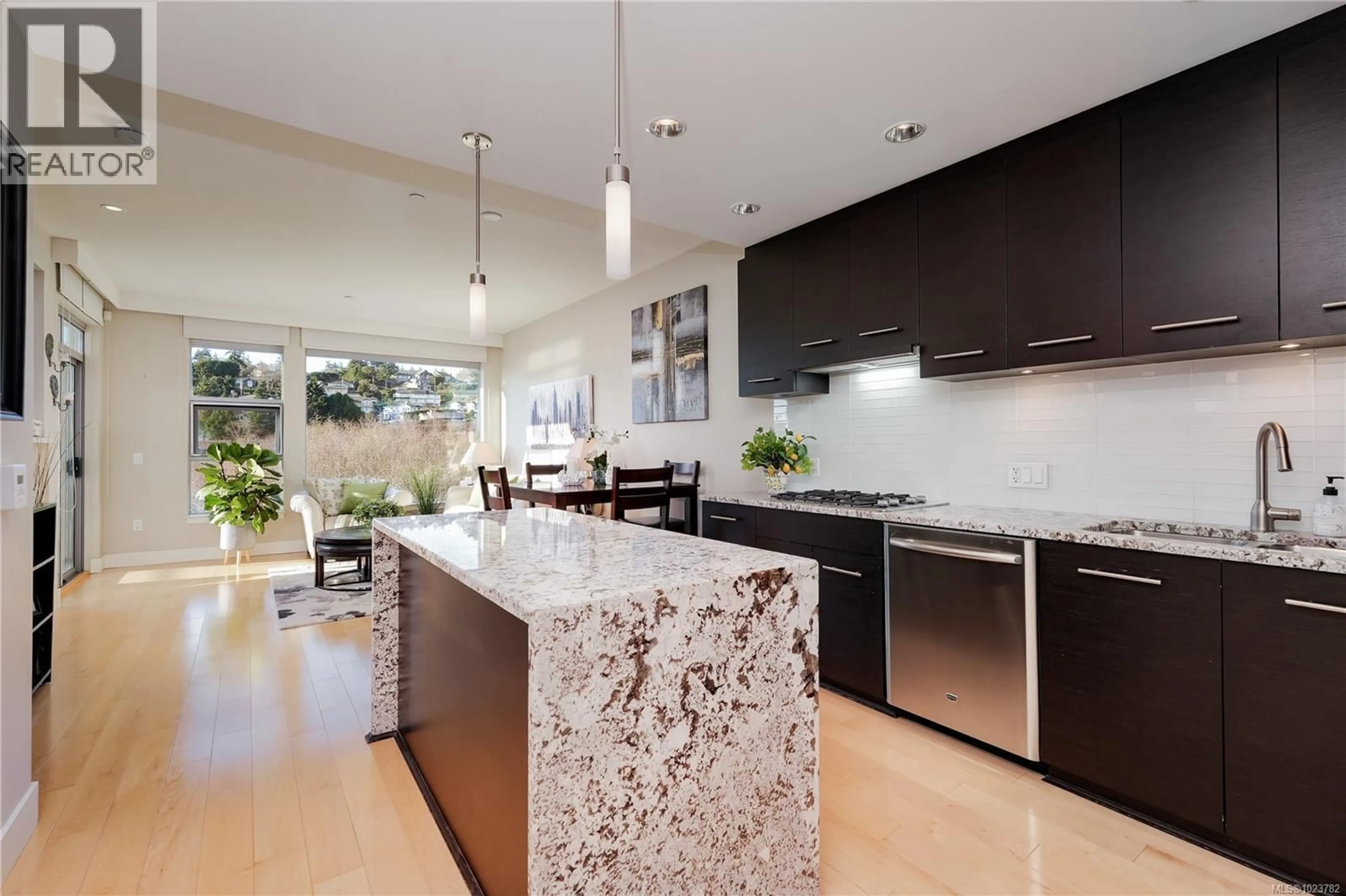 Contemporary kitchen, unknown for 404 - 3234 HOLGATE LANE, Colwood British Columbia V9C0A6
