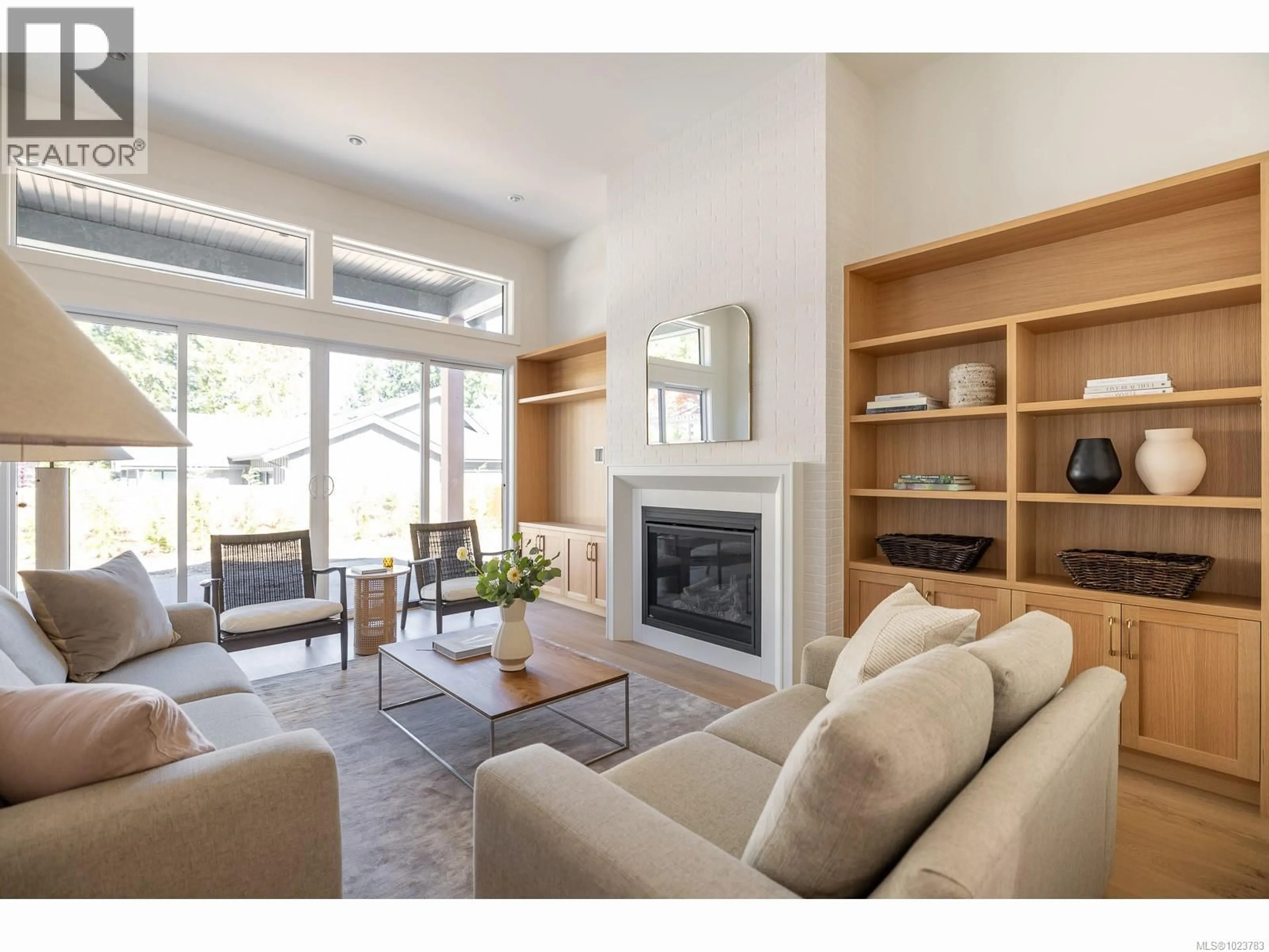 Living room with furniture, unknown for 708 FERN RIDGE PLACE, Nanaimo British Columbia V9R5P5