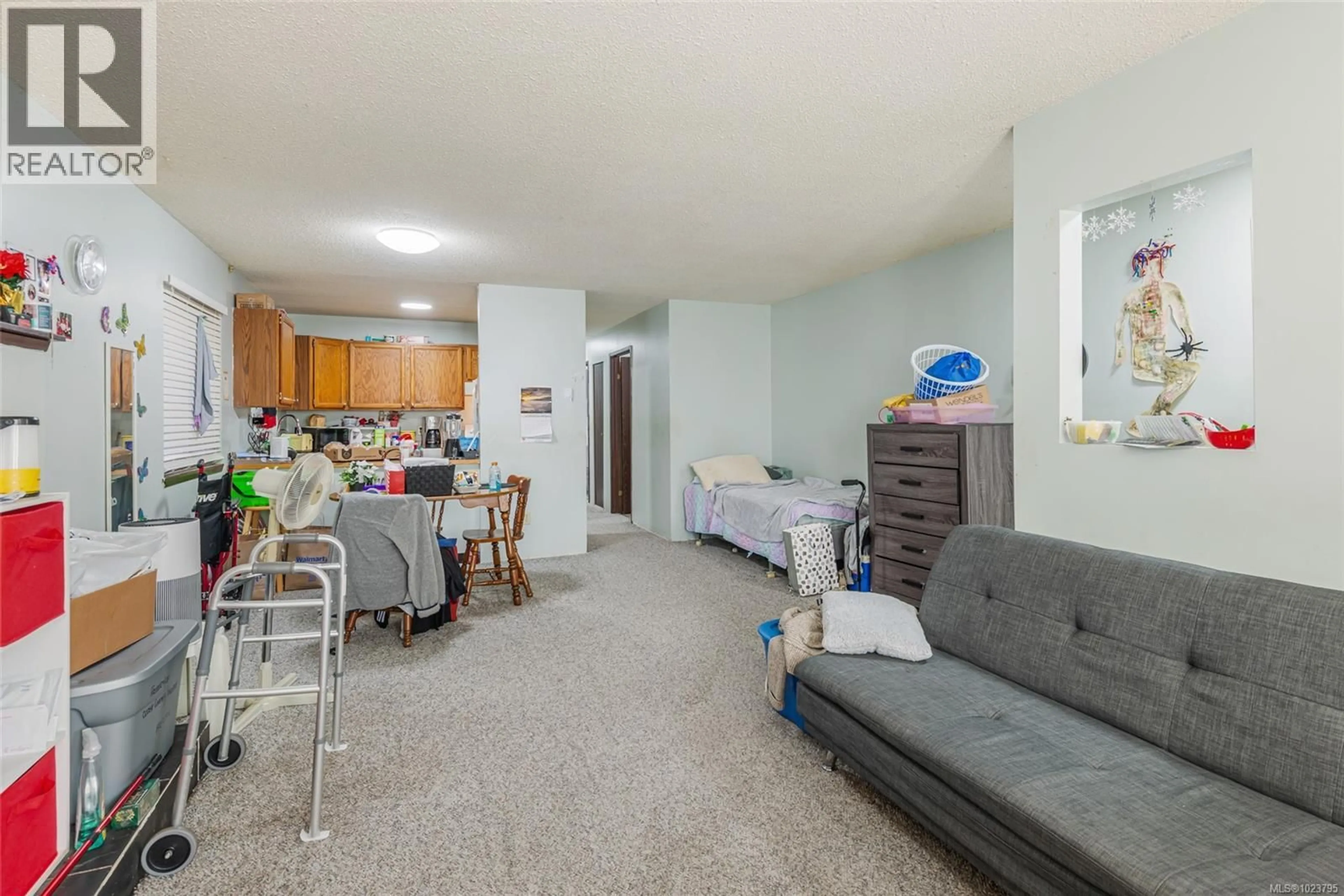 Living room with furniture, unknown for 3736 ARGYLE WAY, Port Alberni British Columbia V9Y8A6