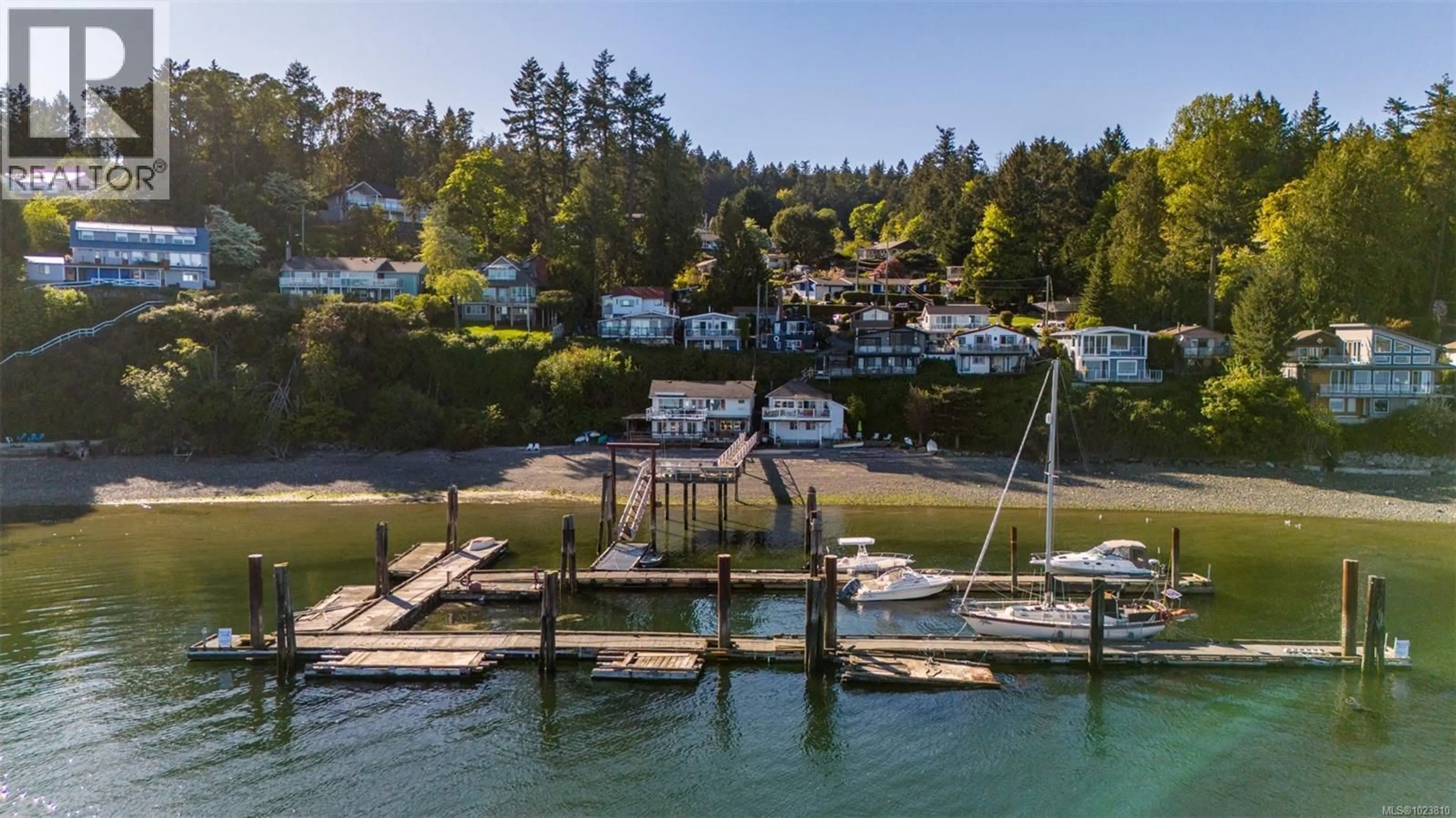 A pic from outside/outdoor area/front of a property/back of a property/a pic from drone, water/lake/river/ocean view for 8 - 1723 SANDY BEACH ROAD, Mill Bay British Columbia V0R2P4