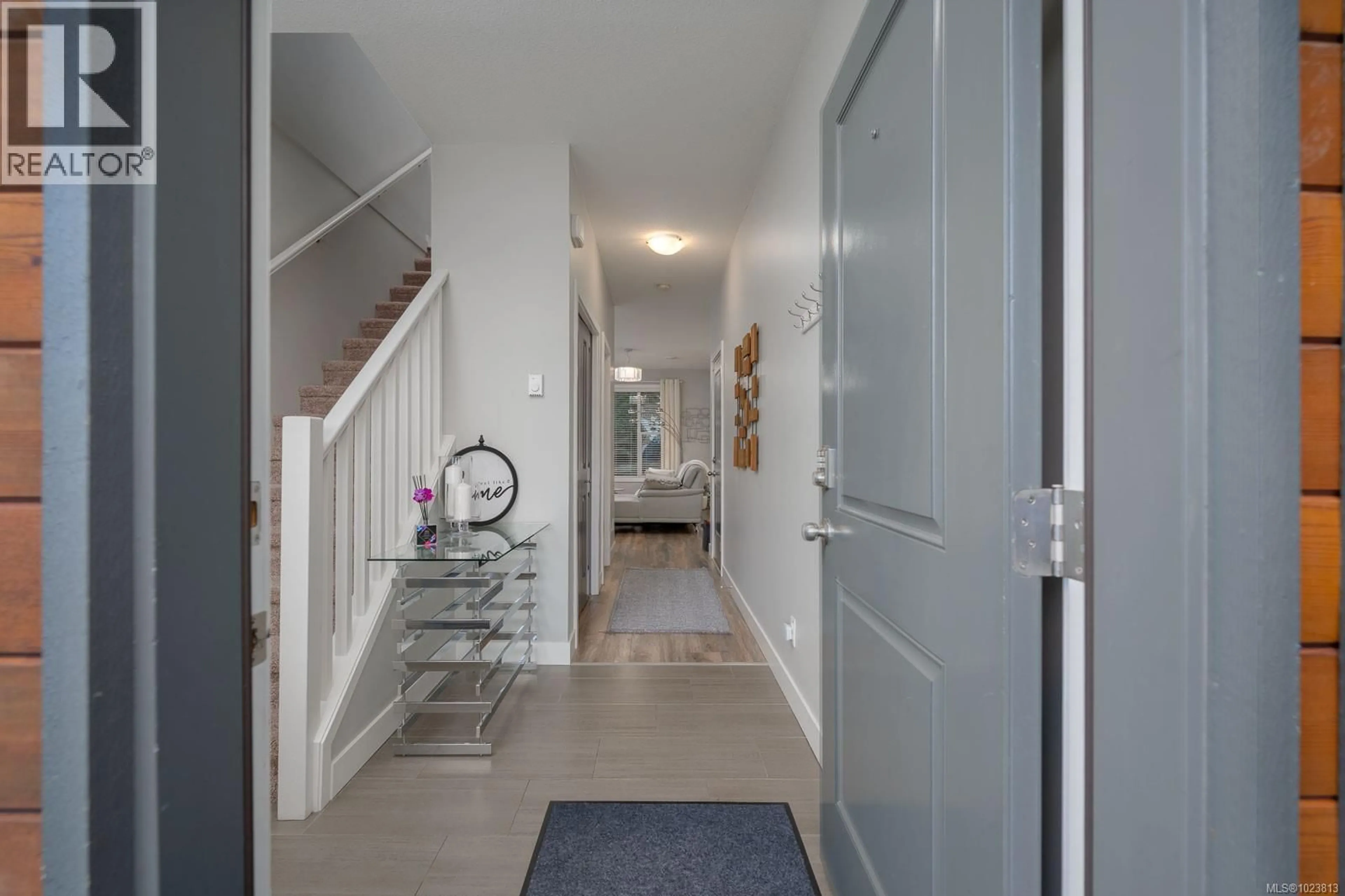 Indoor entryway for 523 STEEVES ROAD, Nanaimo British Columbia V9R0H8