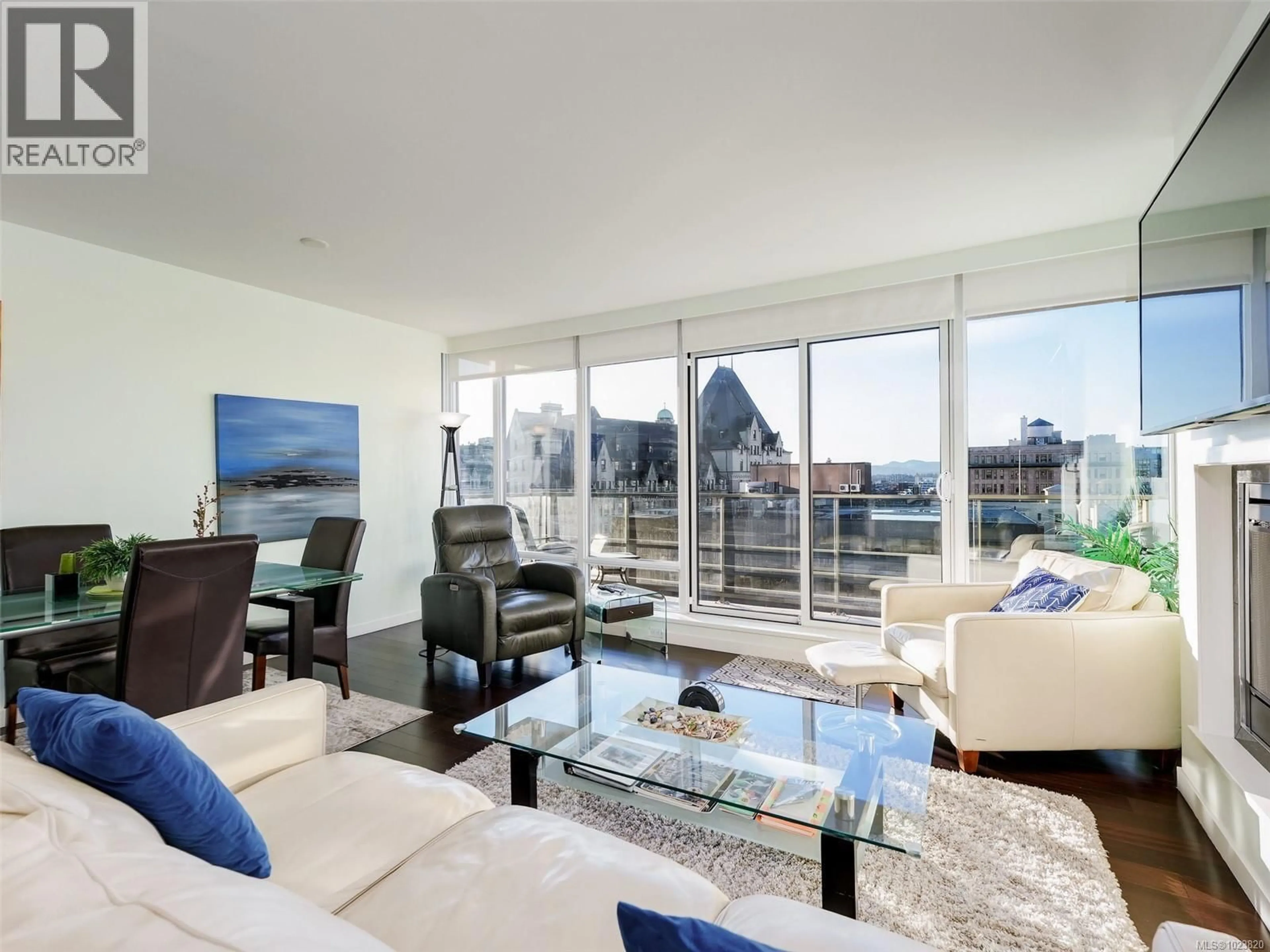 Living room with furniture, unknown for 806 - 707 COURTNEY STREET, Victoria British Columbia V8W0A9