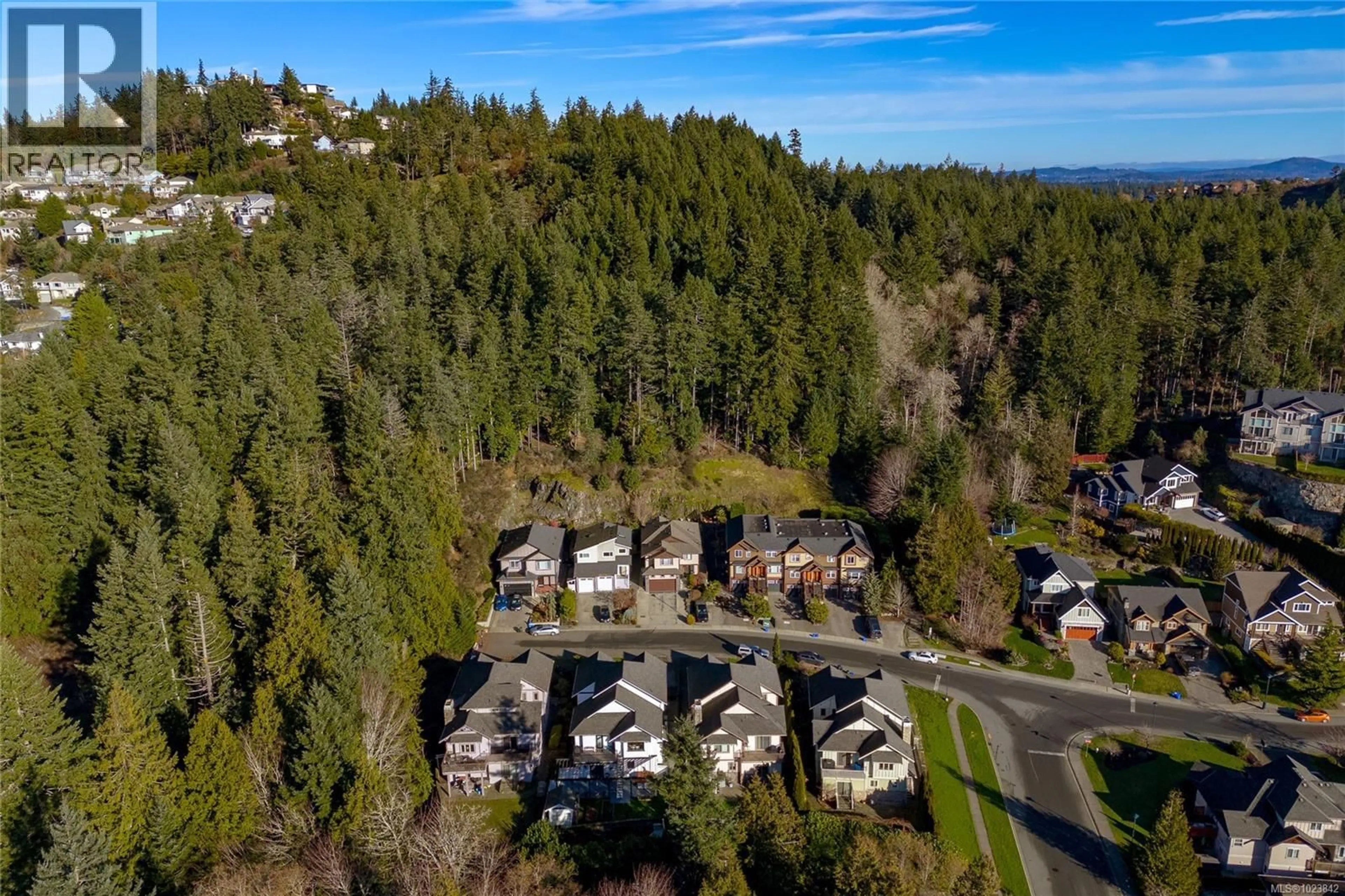 A pic from outside/outdoor area/front of a property/back of a property/a pic from drone, forest/trees view for 648 GRANROSE TERRACE, Colwood British Columbia V9C4M3