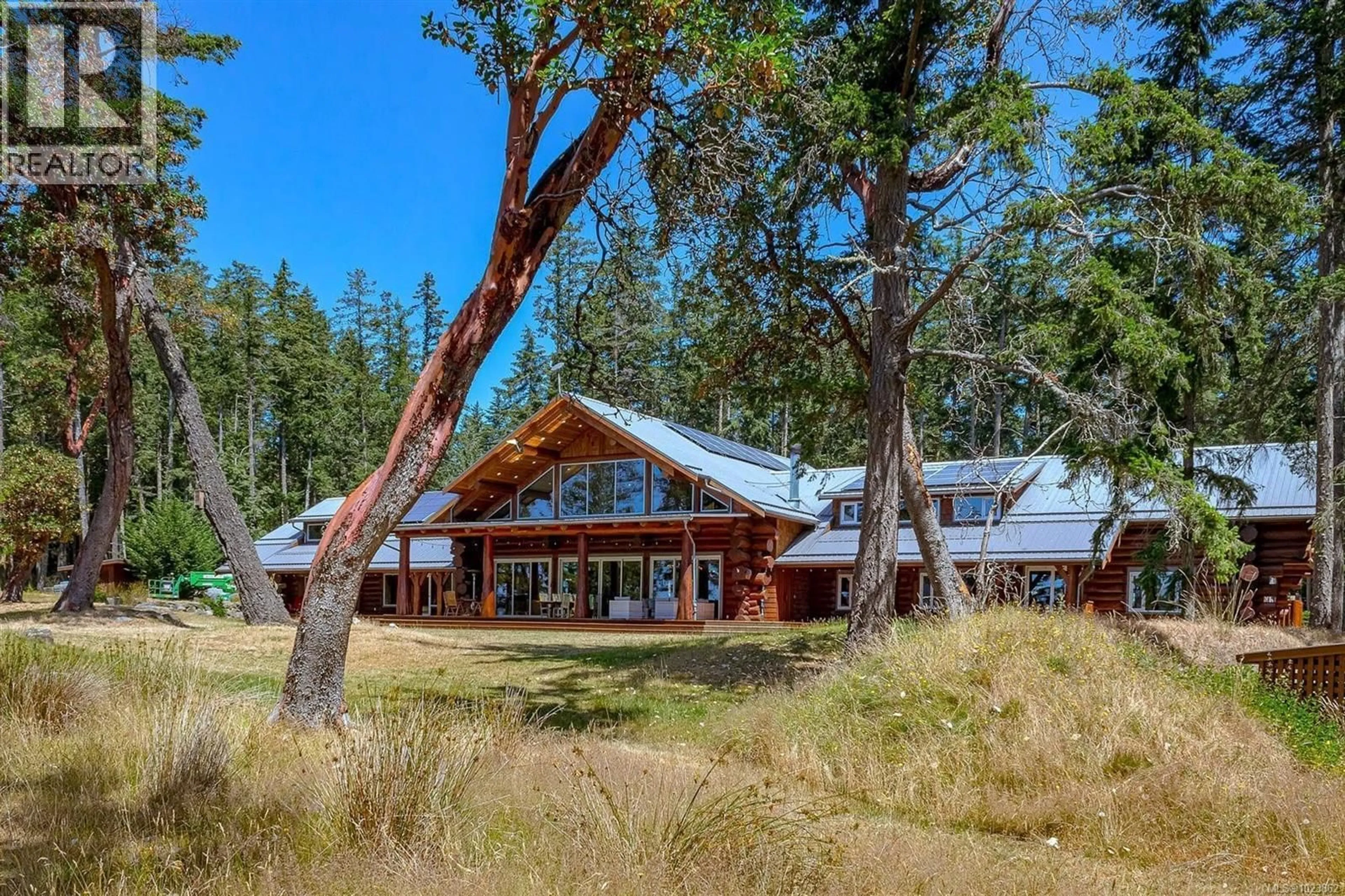 Indoor foyer for 141 MAPLELEAF LANE, Sidney Island British Columbia V0N2G0
