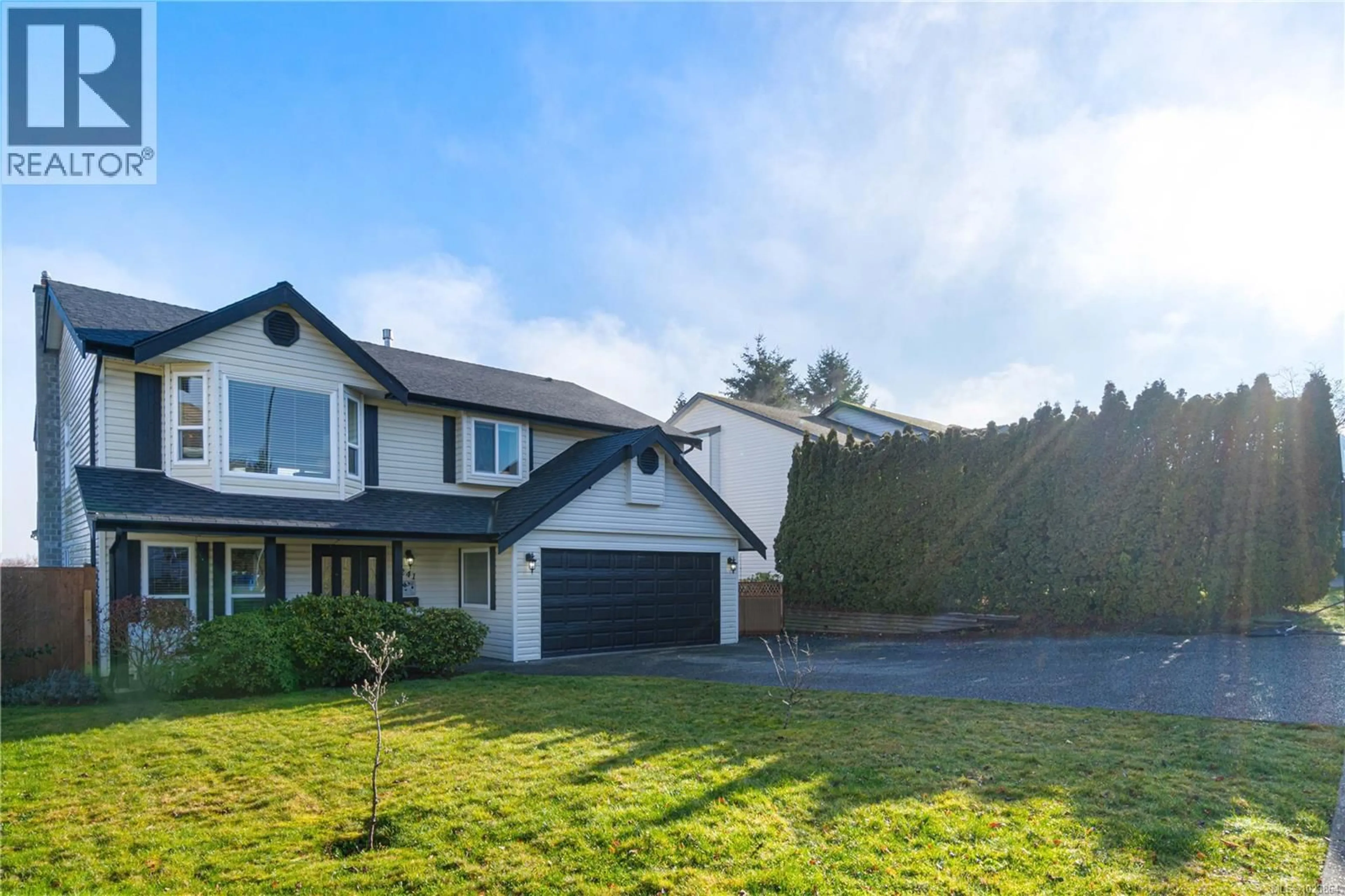 A pic from outside/outdoor area/front of a property/back of a property/a pic from drone, unknown for 6241 OLYMPIA WAY, Nanaimo British Columbia V9V1J8