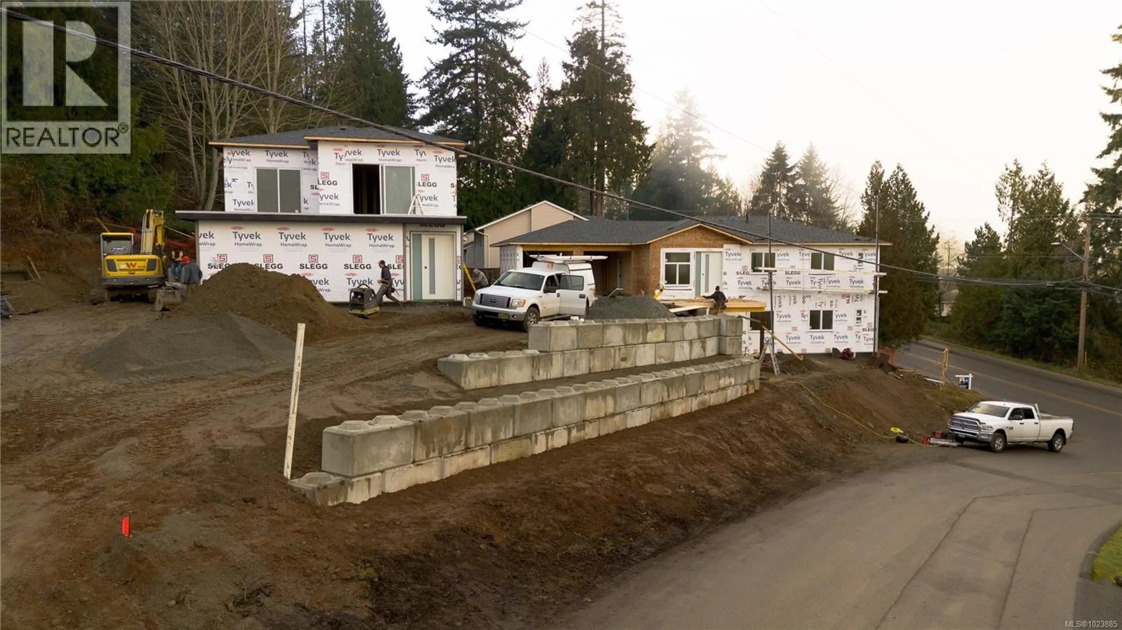 A pic from outside/outdoor area/front of a property/back of a property/a pic from drone, building for A - 5309 TOMS TURNABOUT, Nanaimo British Columbia V9T5M9
