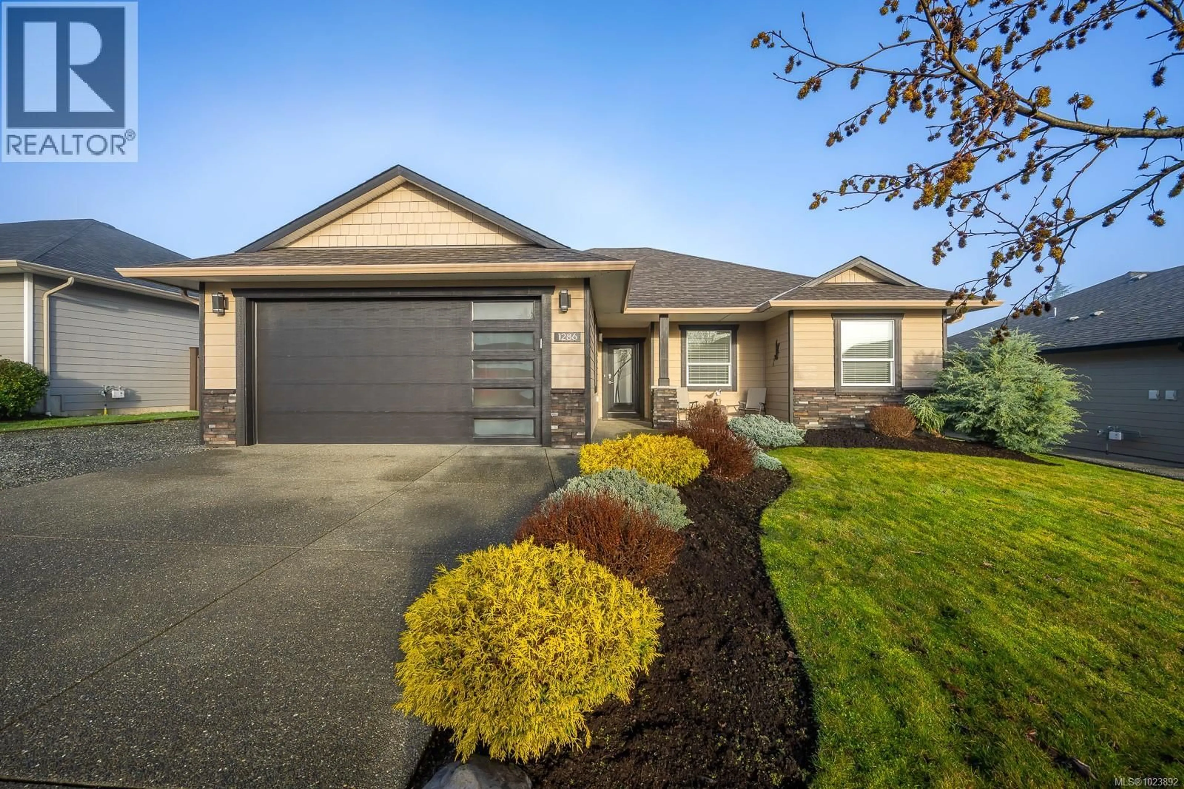 Home with brick exterior material, street for 1286 ADMIRAL ROAD, Comox British Columbia V9M0B4