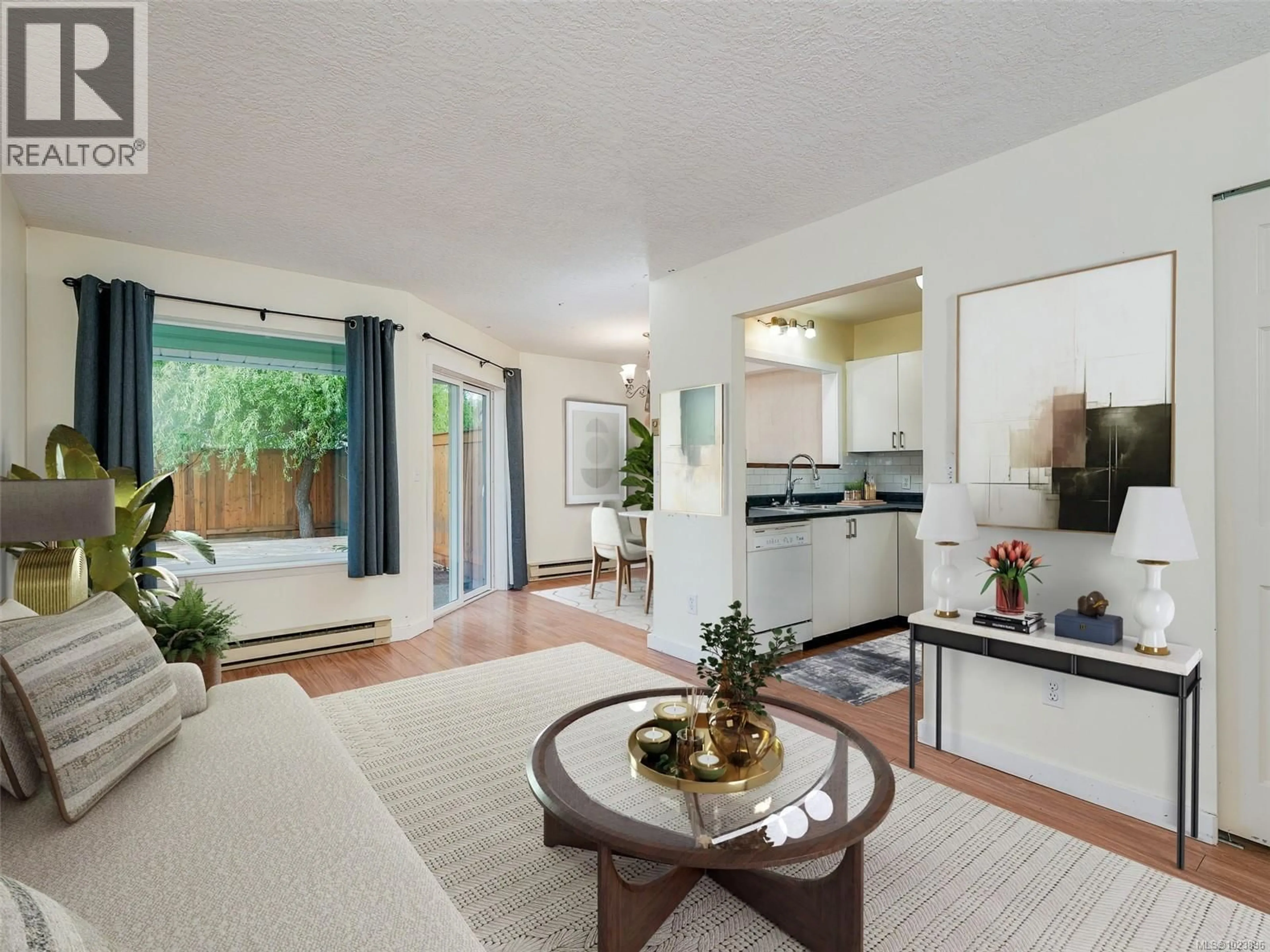 Living room with furniture, unknown for 6 - 1441 HILLSIDE AVENUE, Victoria British Columbia V8T2B9