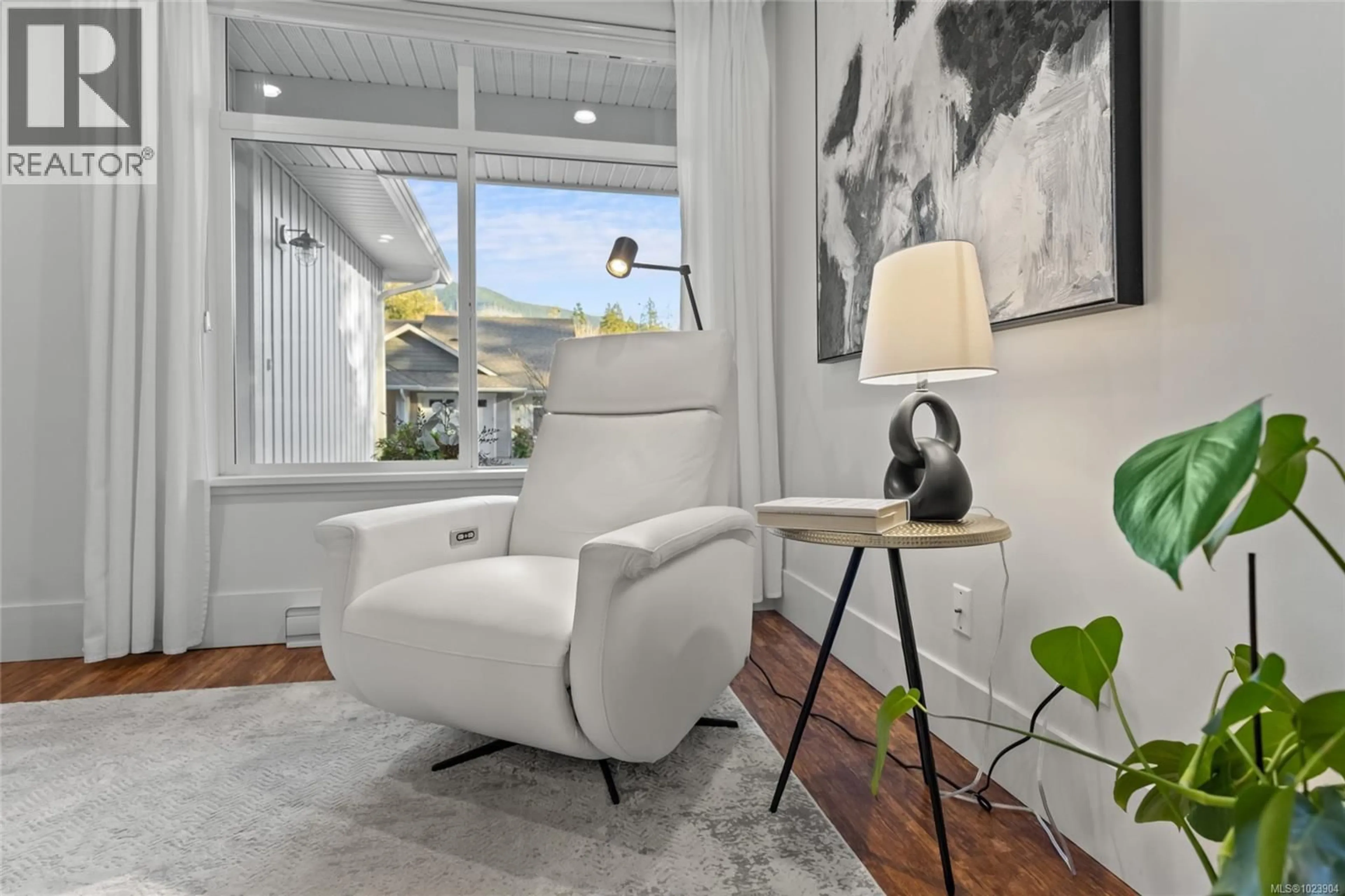 Living room with furniture, unknown for 69 - 300 GROSSKLEG WAY, Lake Cowichan British Columbia V0R2G1