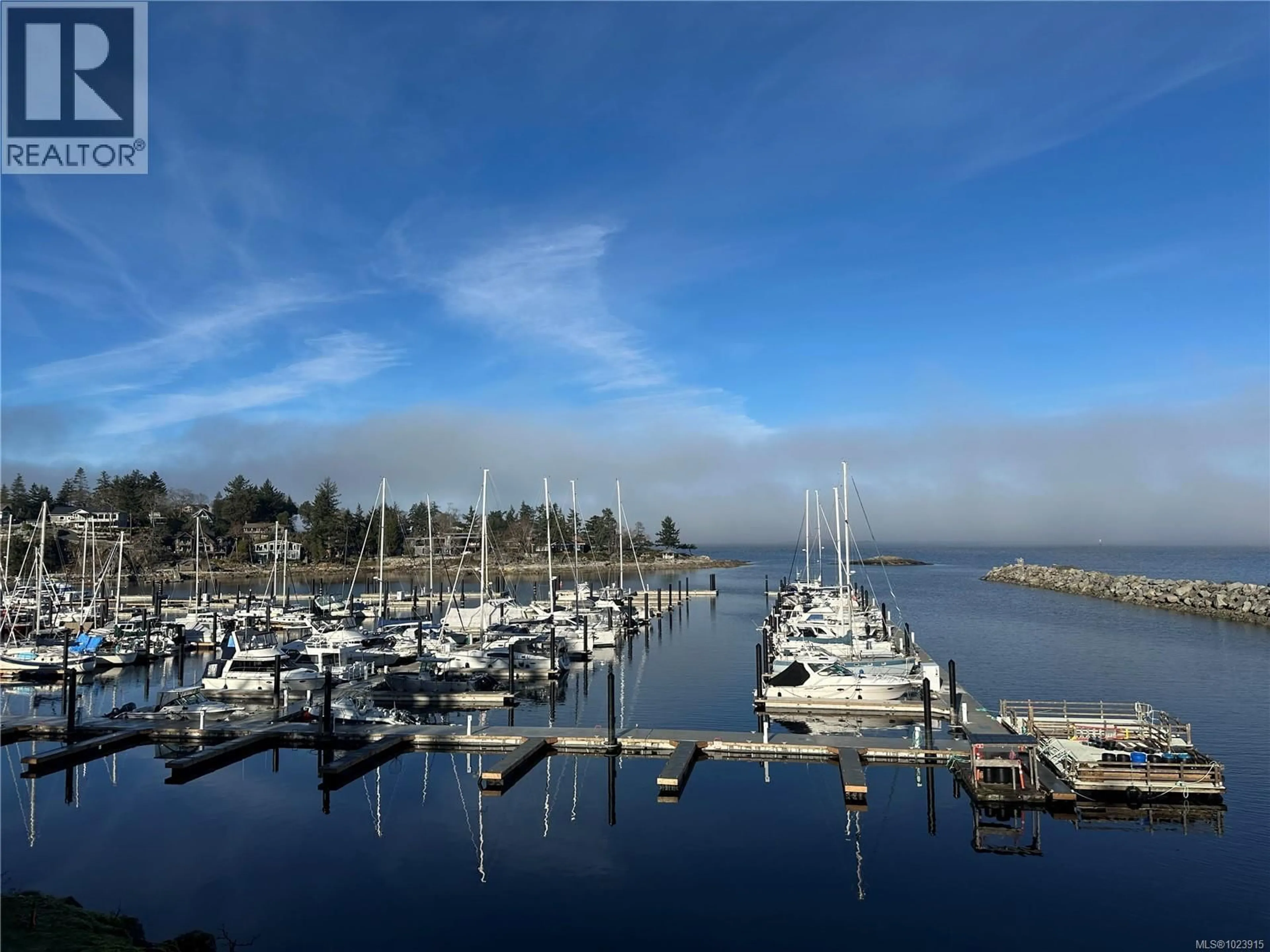 Blurry image for 207 - 3555 OUTRIGGER ROAD, Nanoose Bay British Columbia V9P9K1