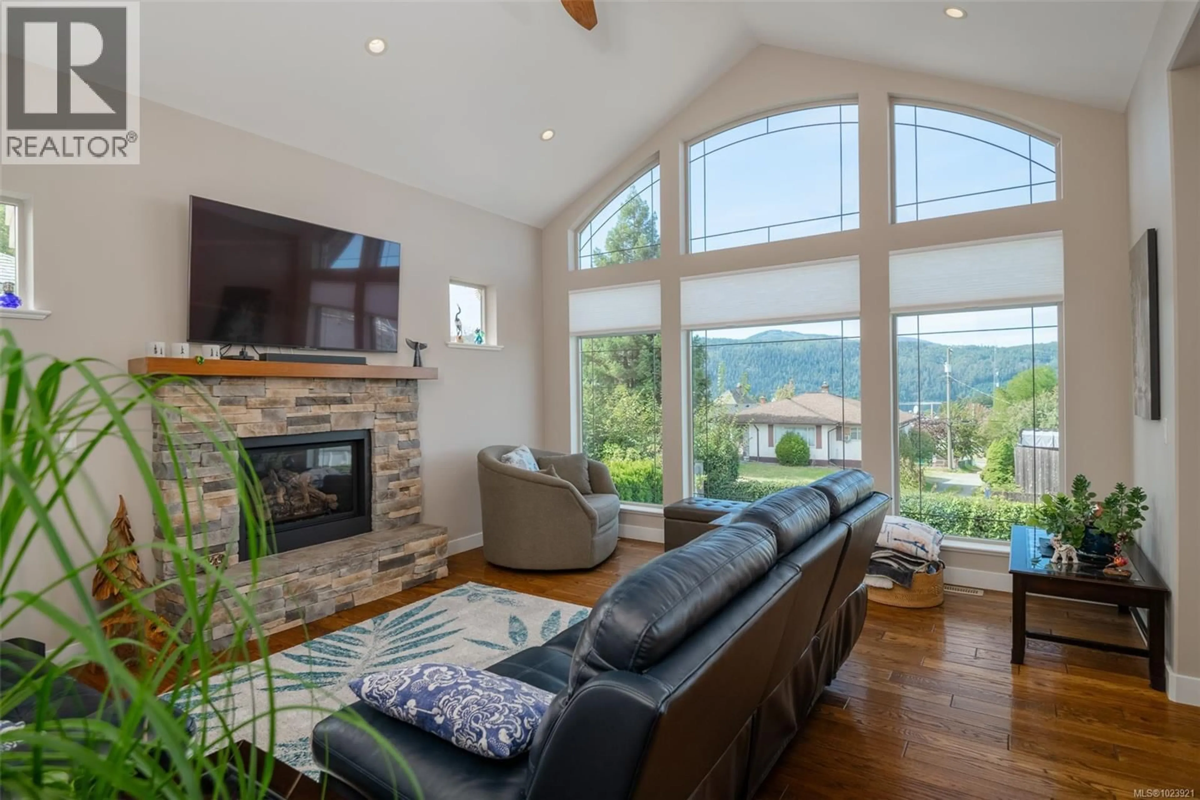 Living room with furniture, unknown for 3081 6TH AVENUE, Port Alberni British Columbia V9Y2G8