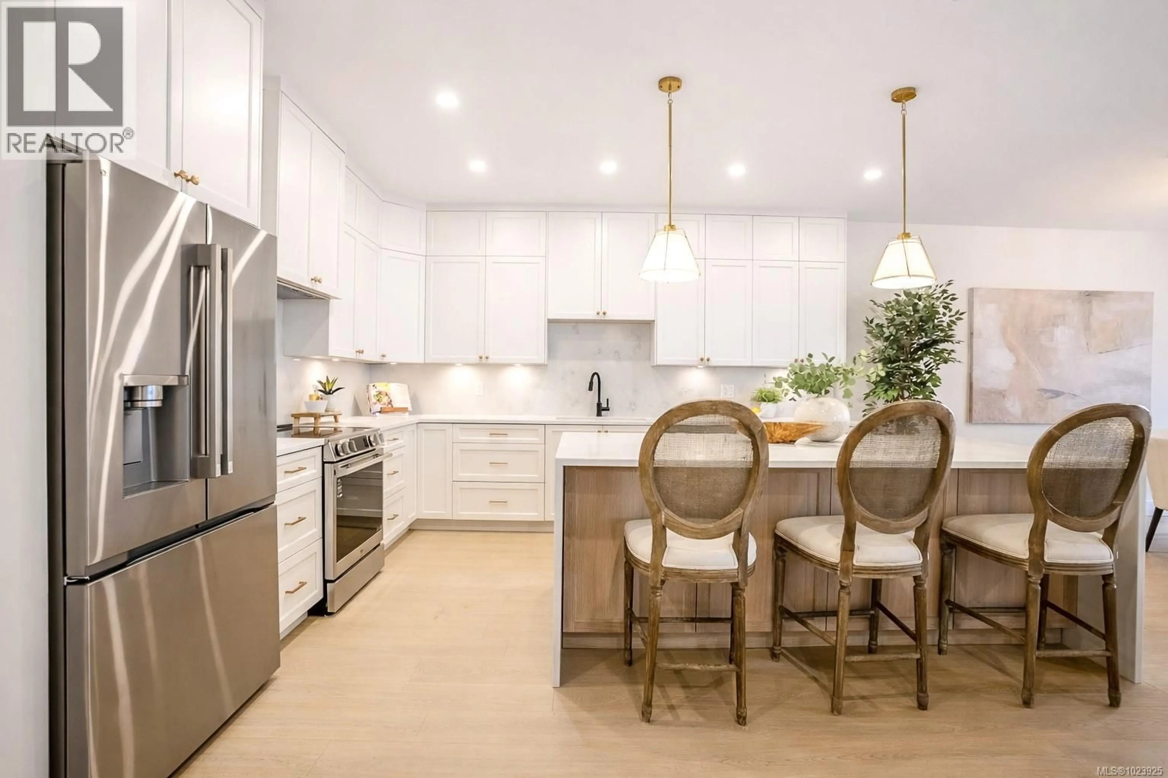 Open concept kitchen, unknown for 1565 MARBLE PLACE, Langford British Columbia V9B7A2