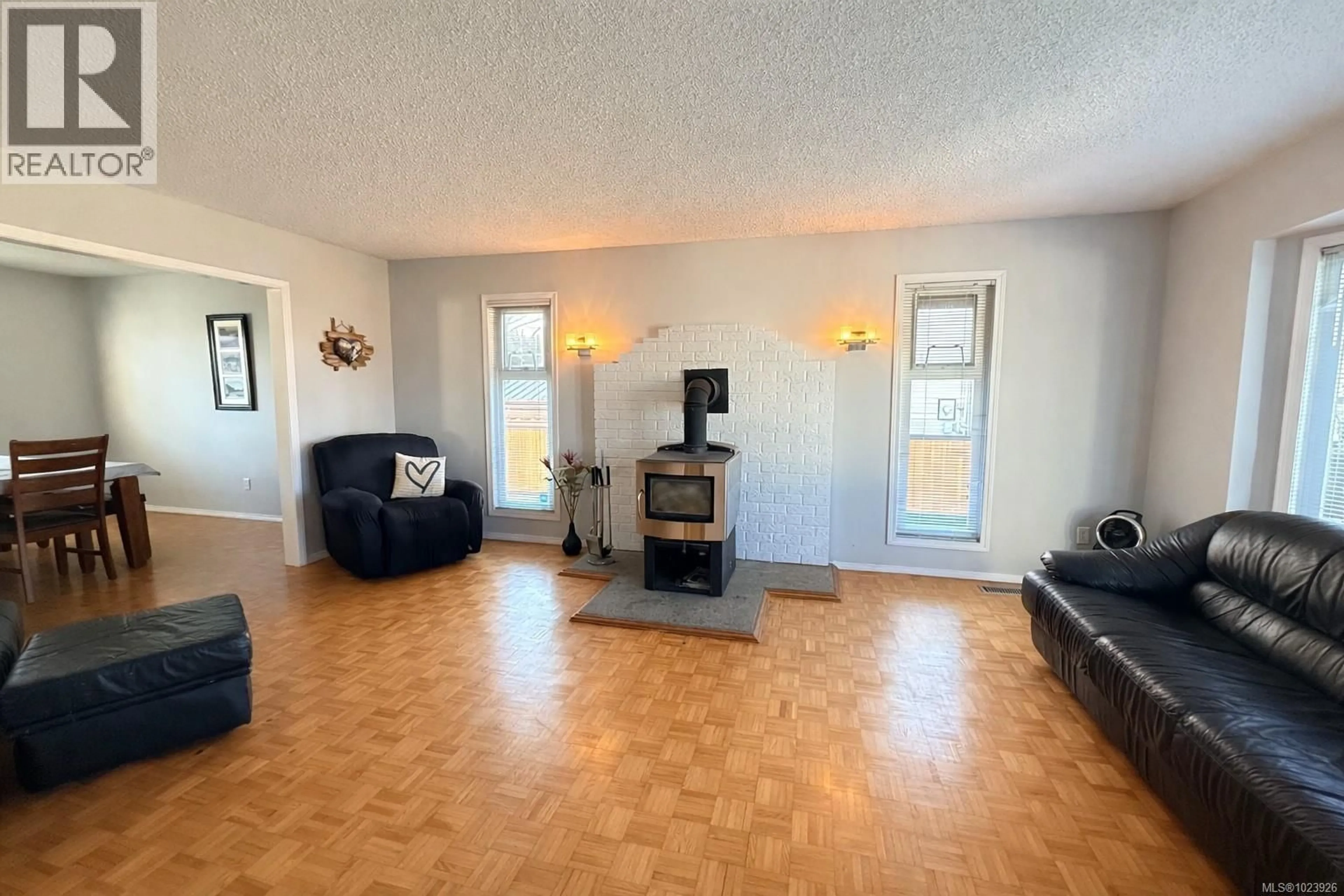 A pic of a room for 2718 BROCKINGTON PLACE, Port McNeill British Columbia V0N2R0