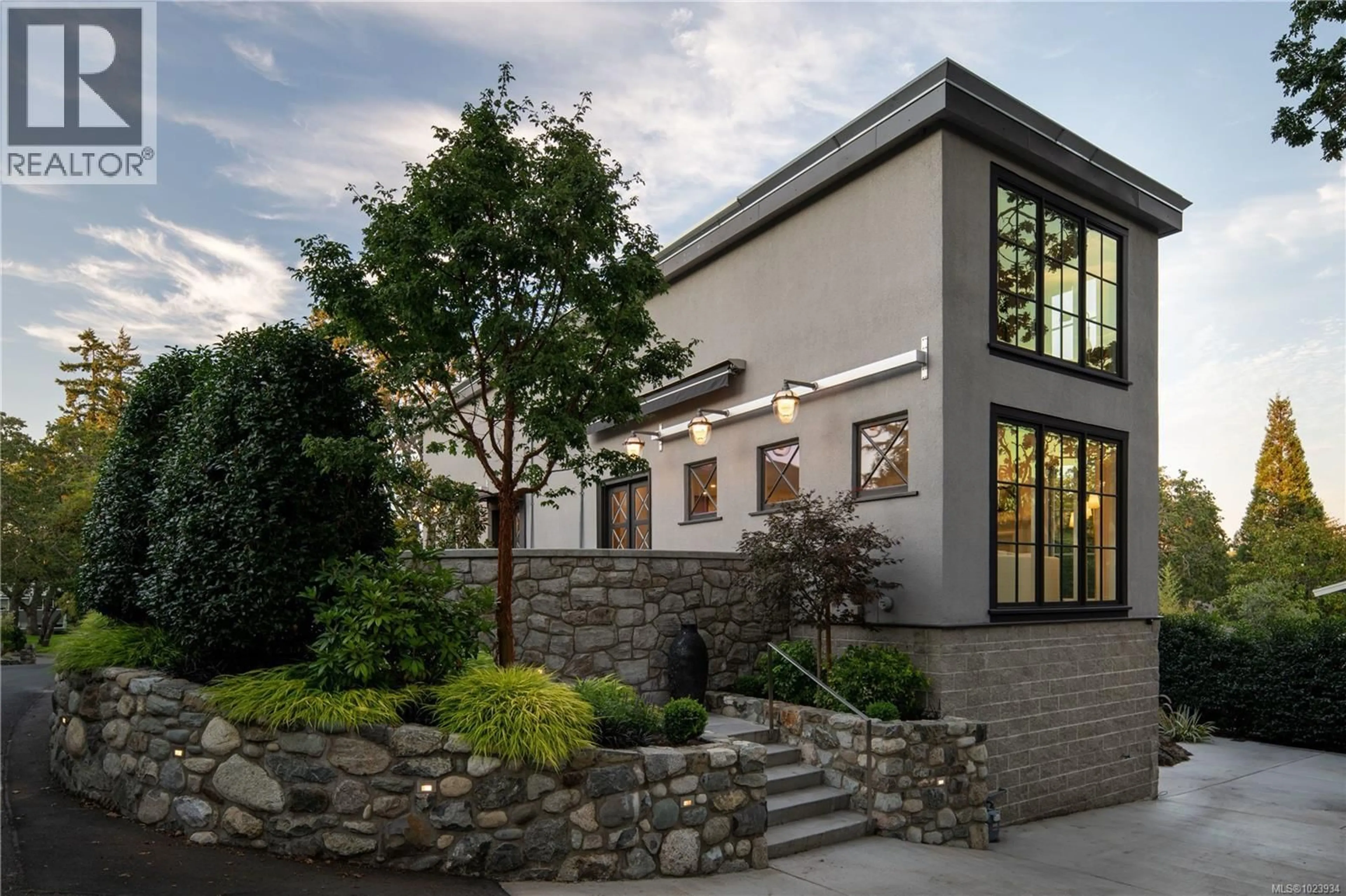 Home with brick exterior material, unknown for 2175 GRANITE STREET, Oak Bay British Columbia V8S3G8